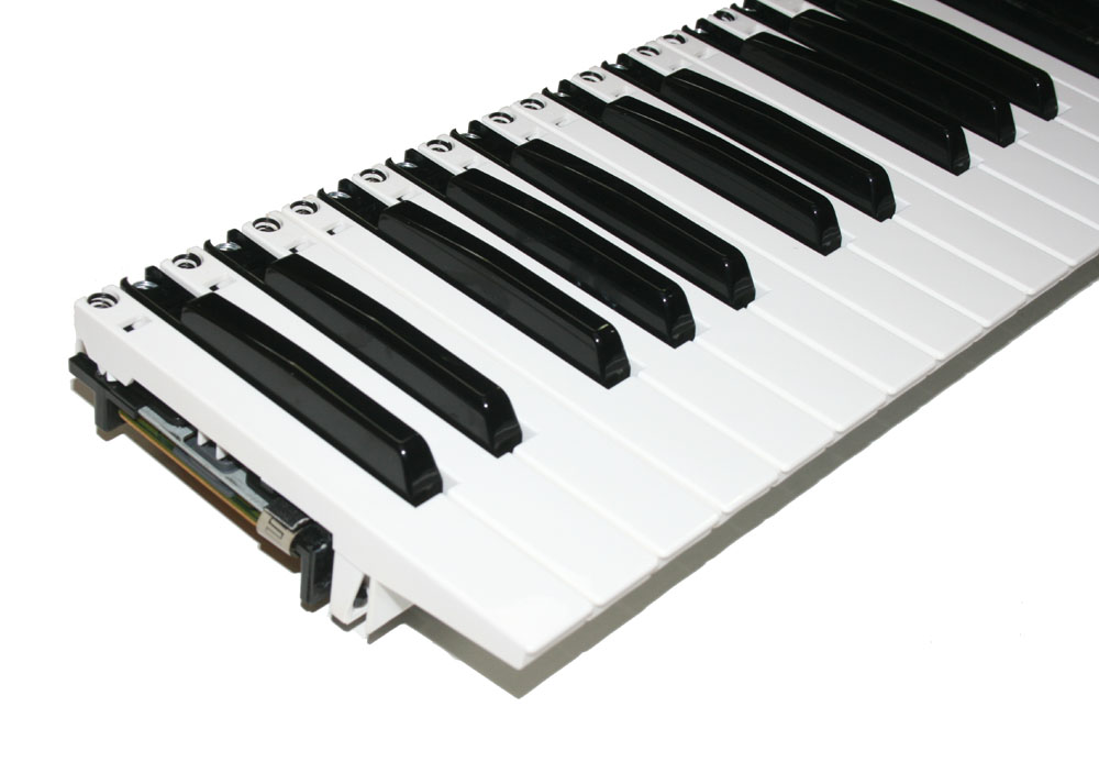 Keybed assembly, 61-note DSI