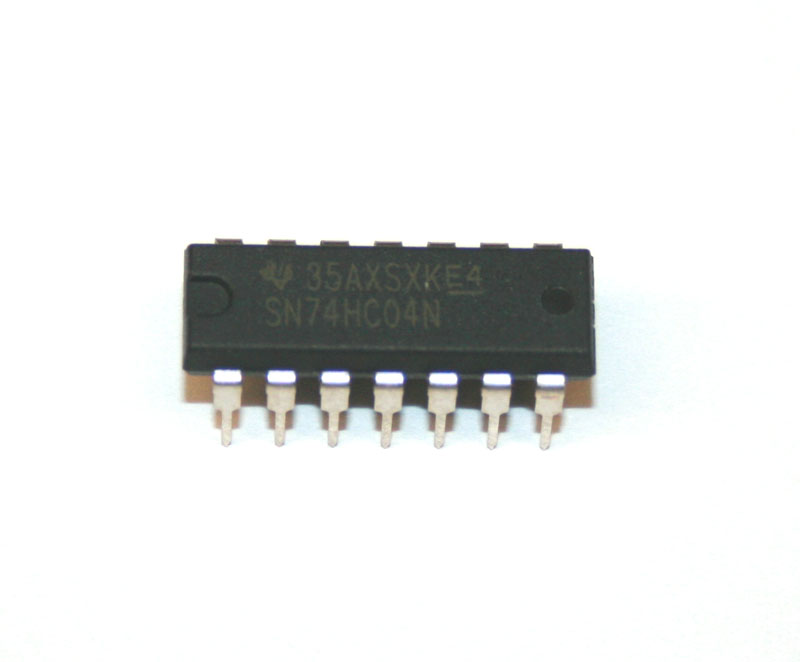 IC, 74HC04 hex buffer