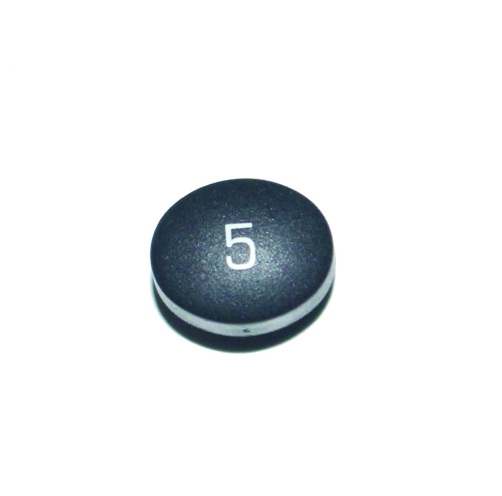 Button, black, with numeral '5'