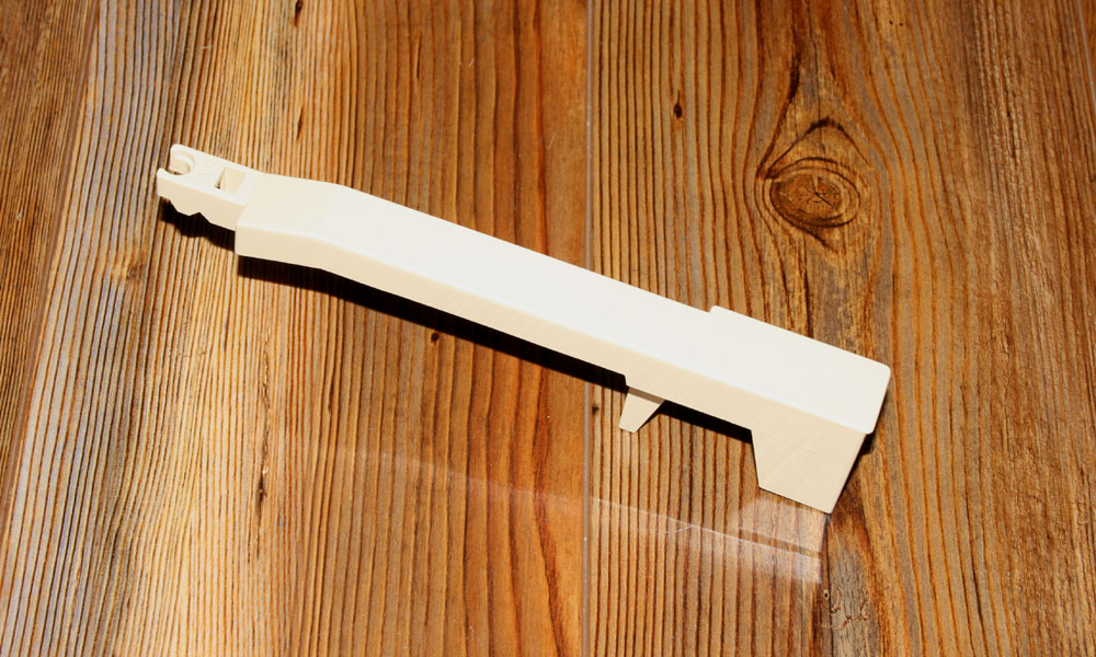 Style 18V key, bottom A note (88-note keyboard)