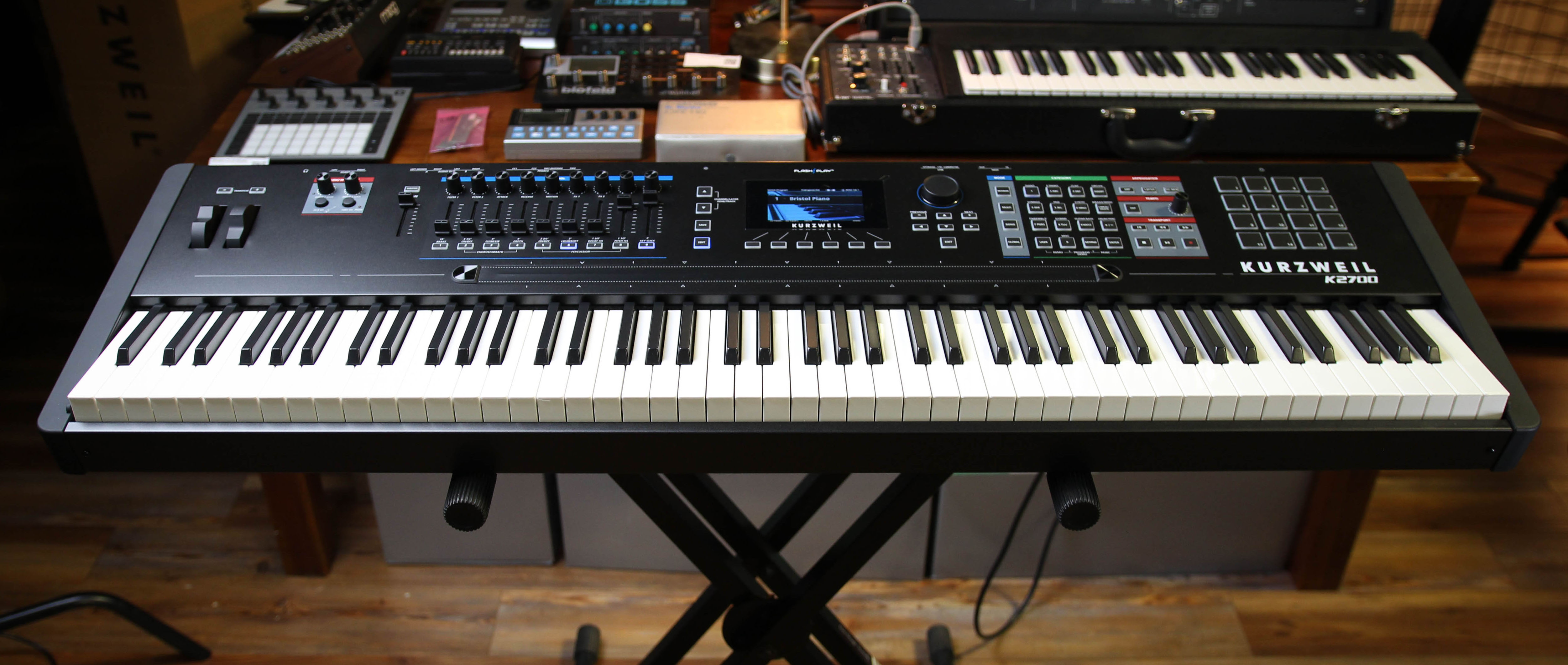 Kurzweil K2700