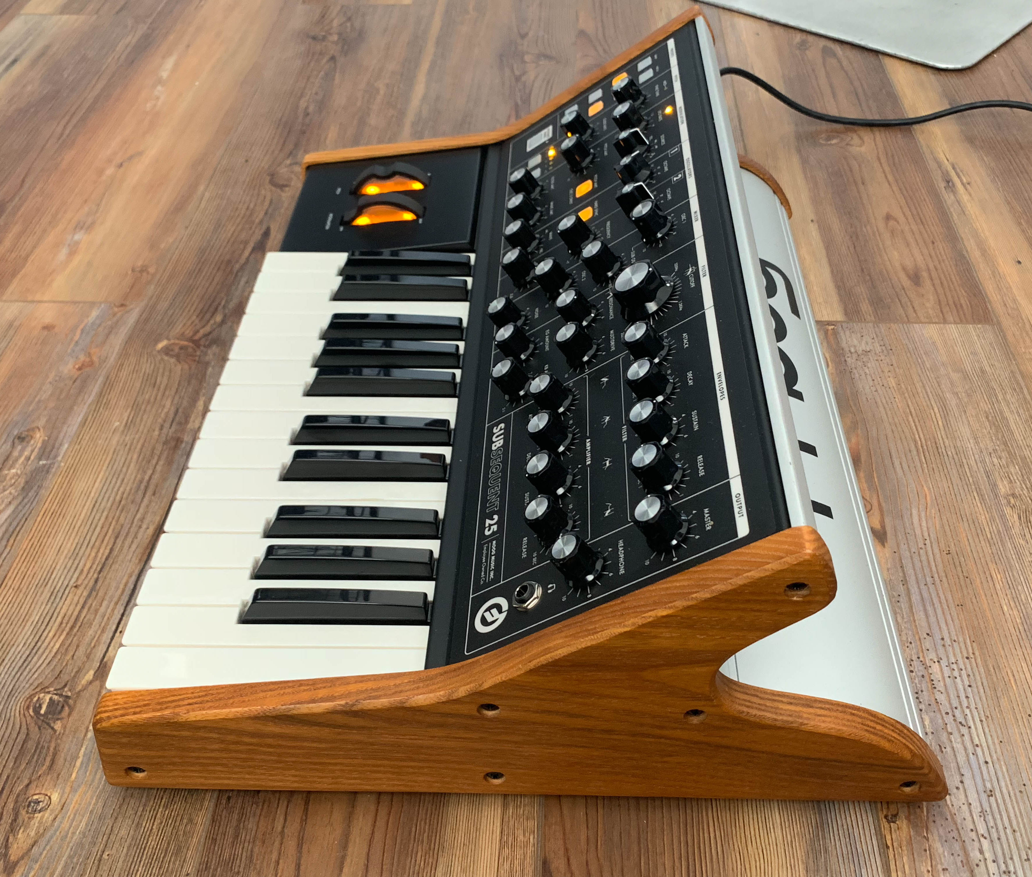 Moog Subsequent 25