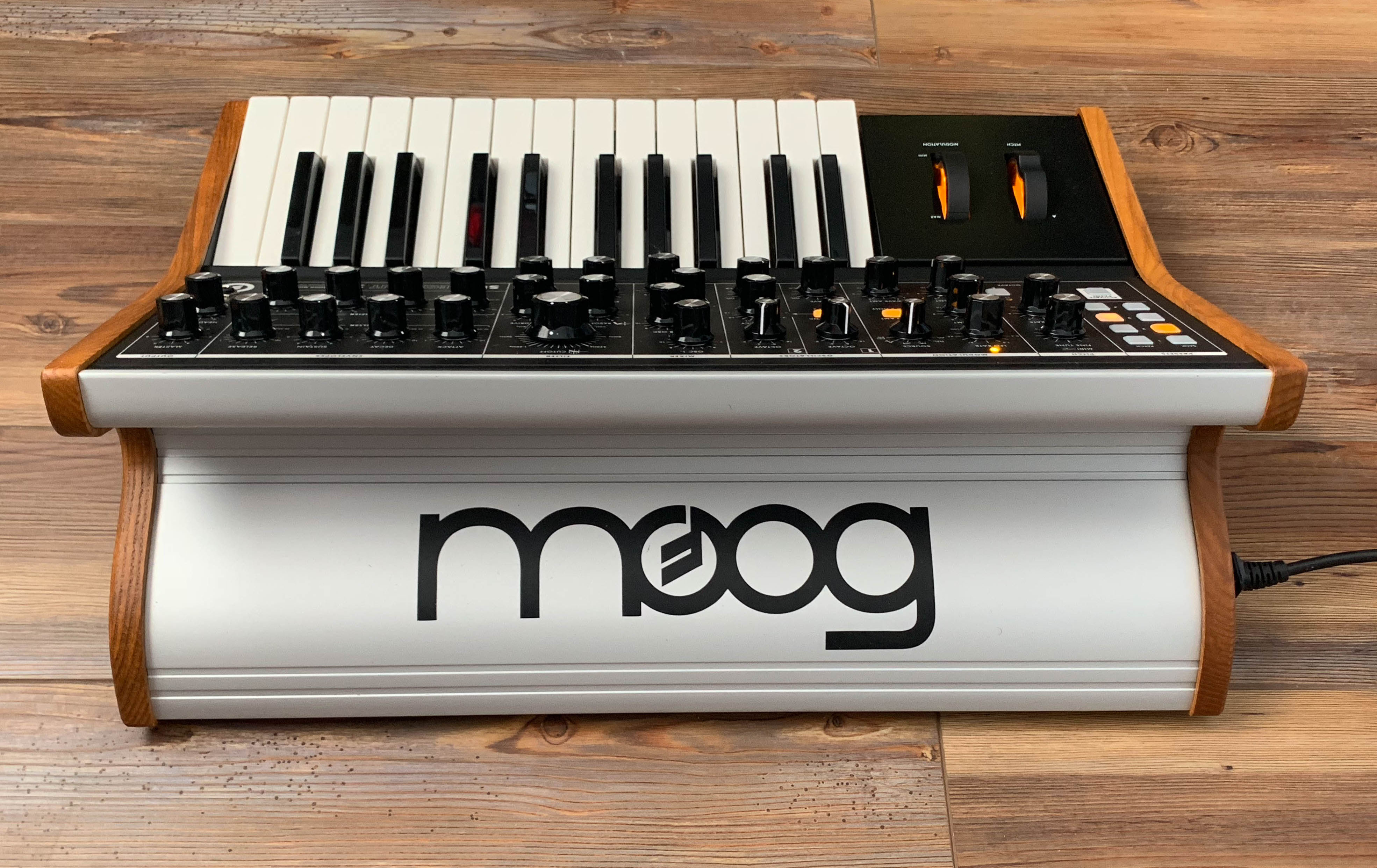Moog Subsequent 25