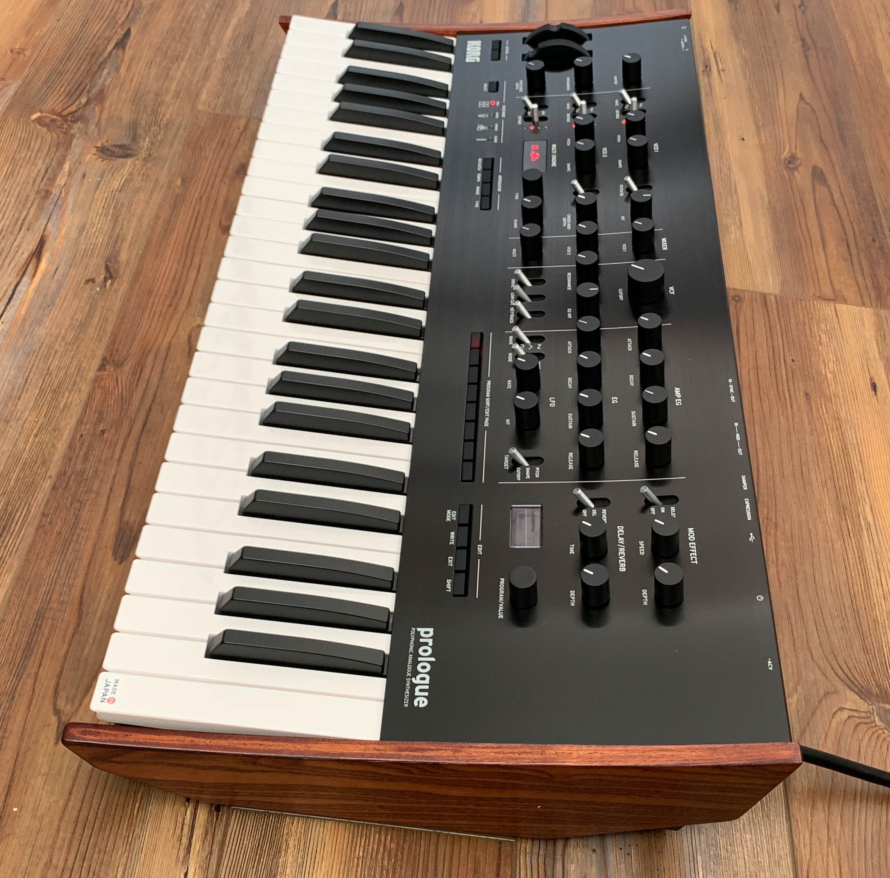Korg Prologue 8-Voice