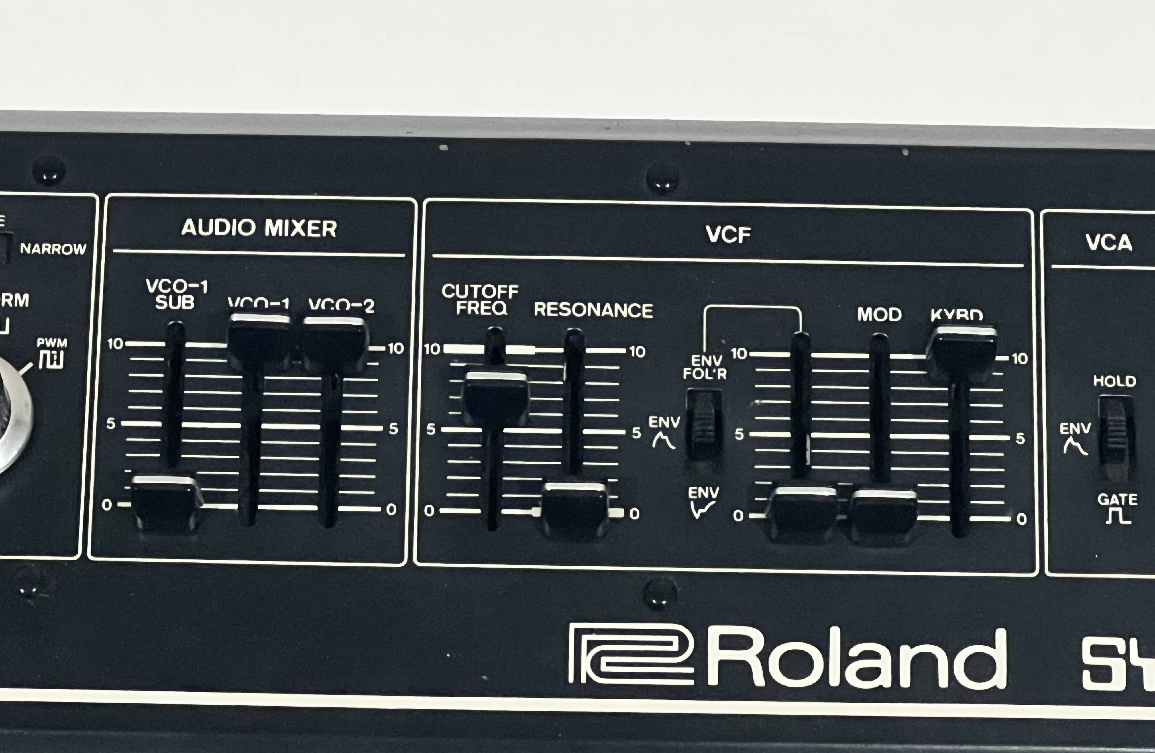 Roland SH-2 synthesizer