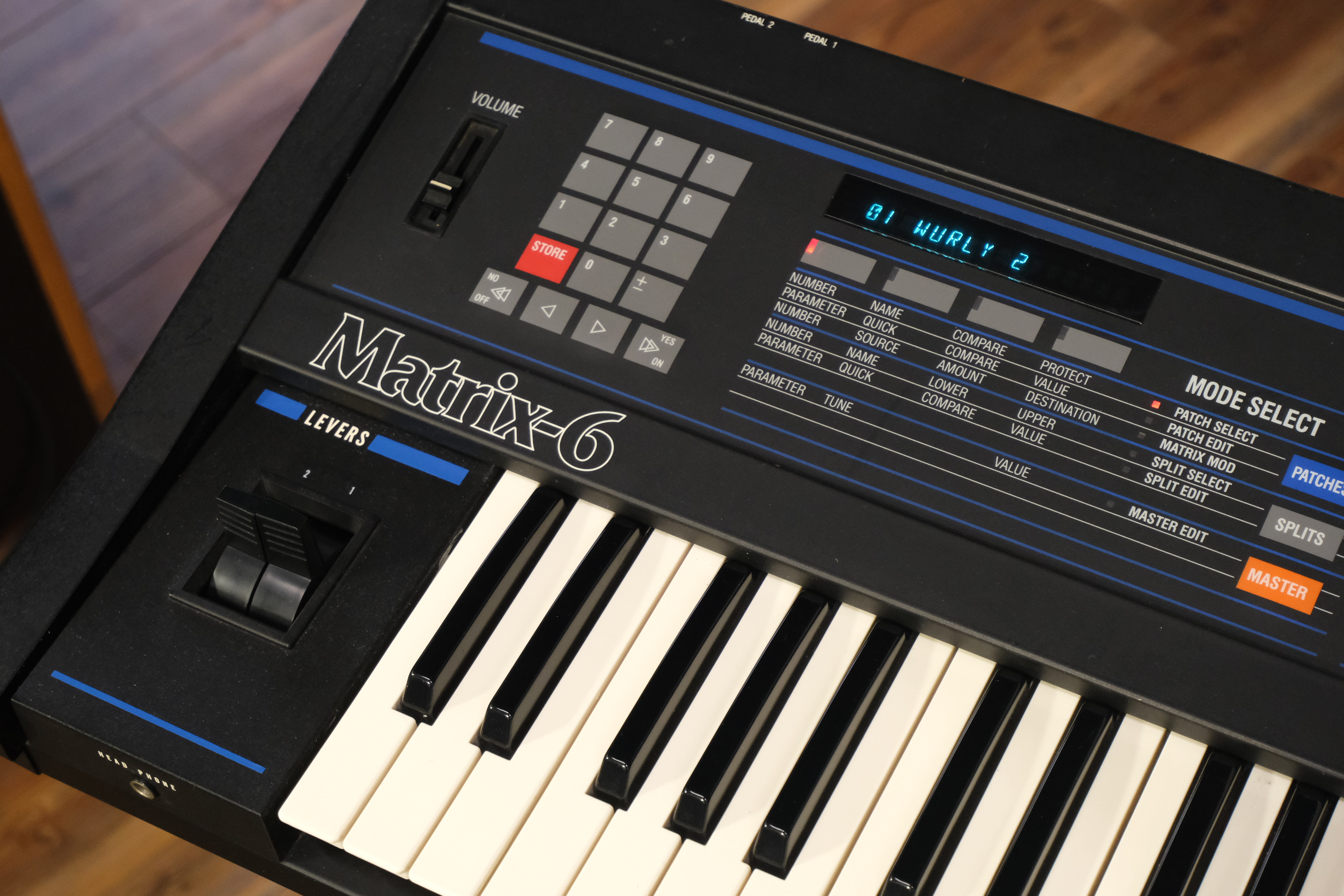 Oberheim Matrix 6