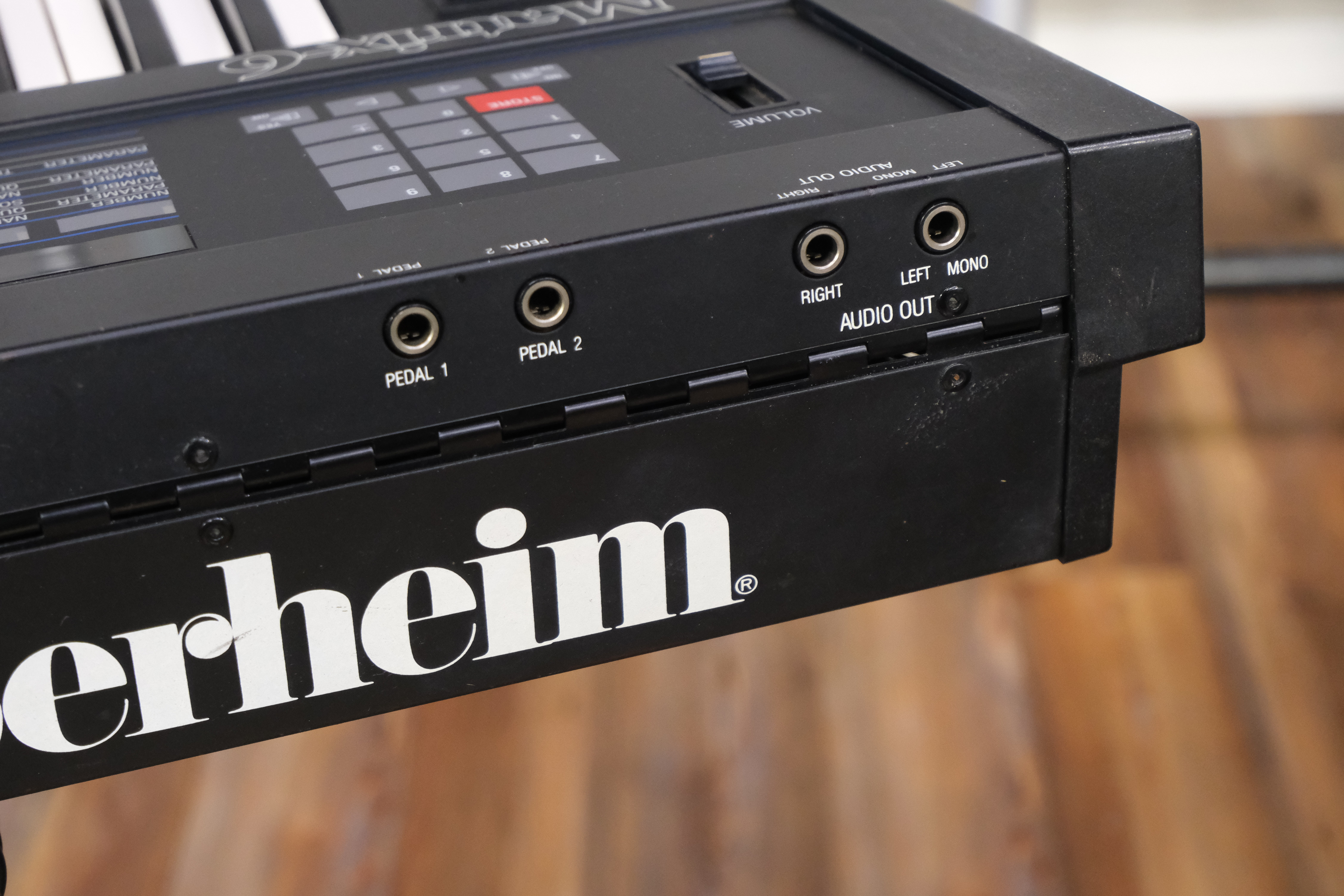 Oberheim Matrix 6