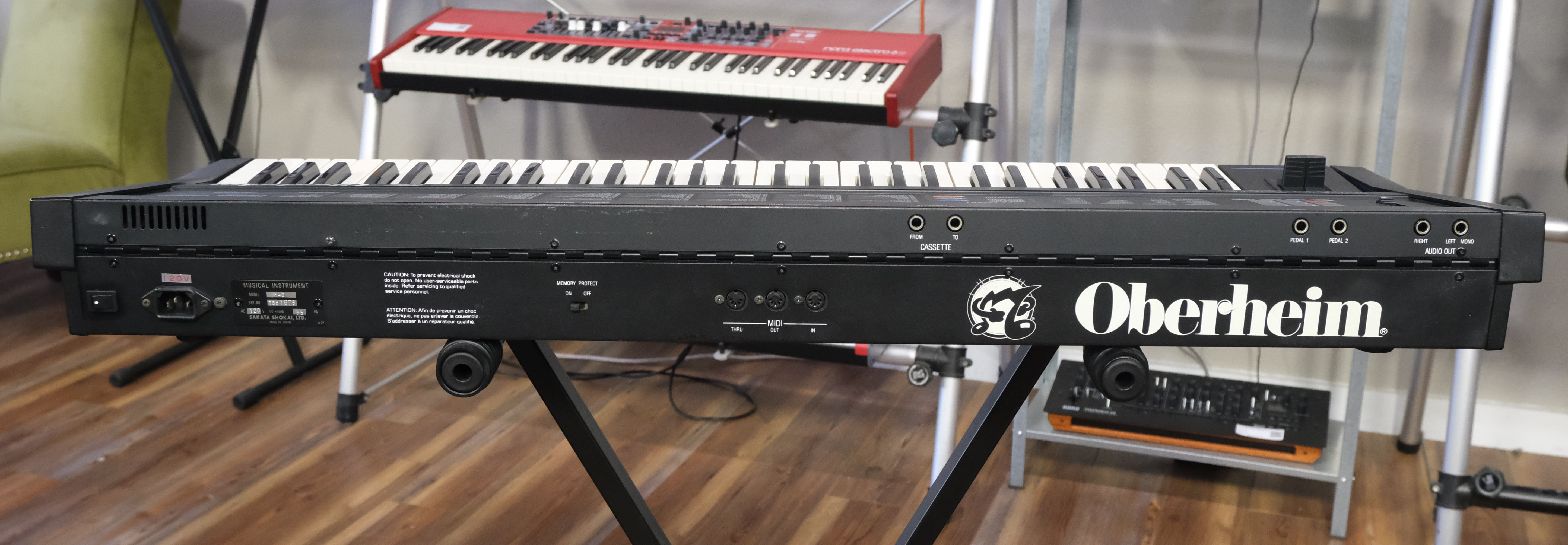 Oberheim Matrix 6