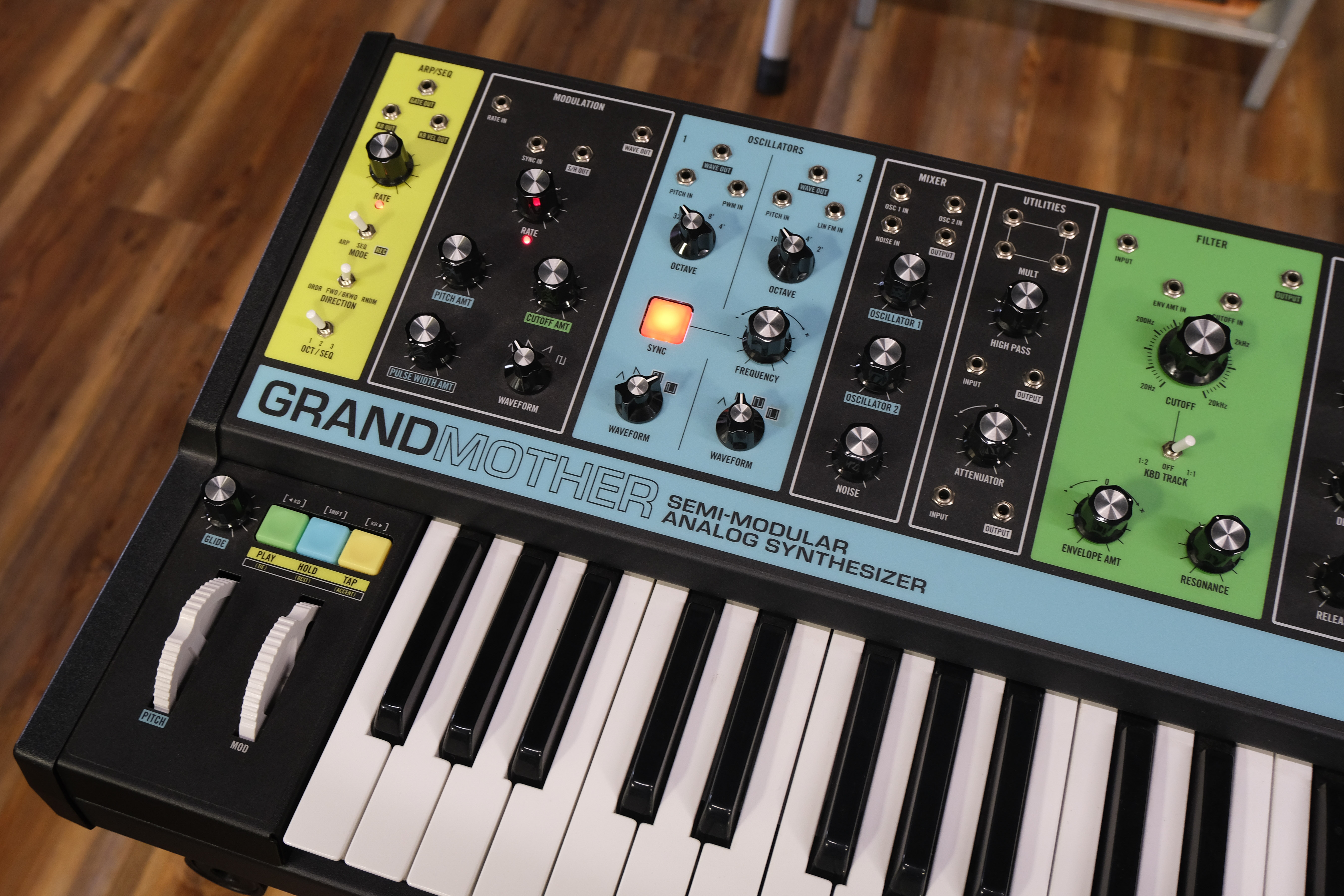 Moog Grandmother with SR-Series Case