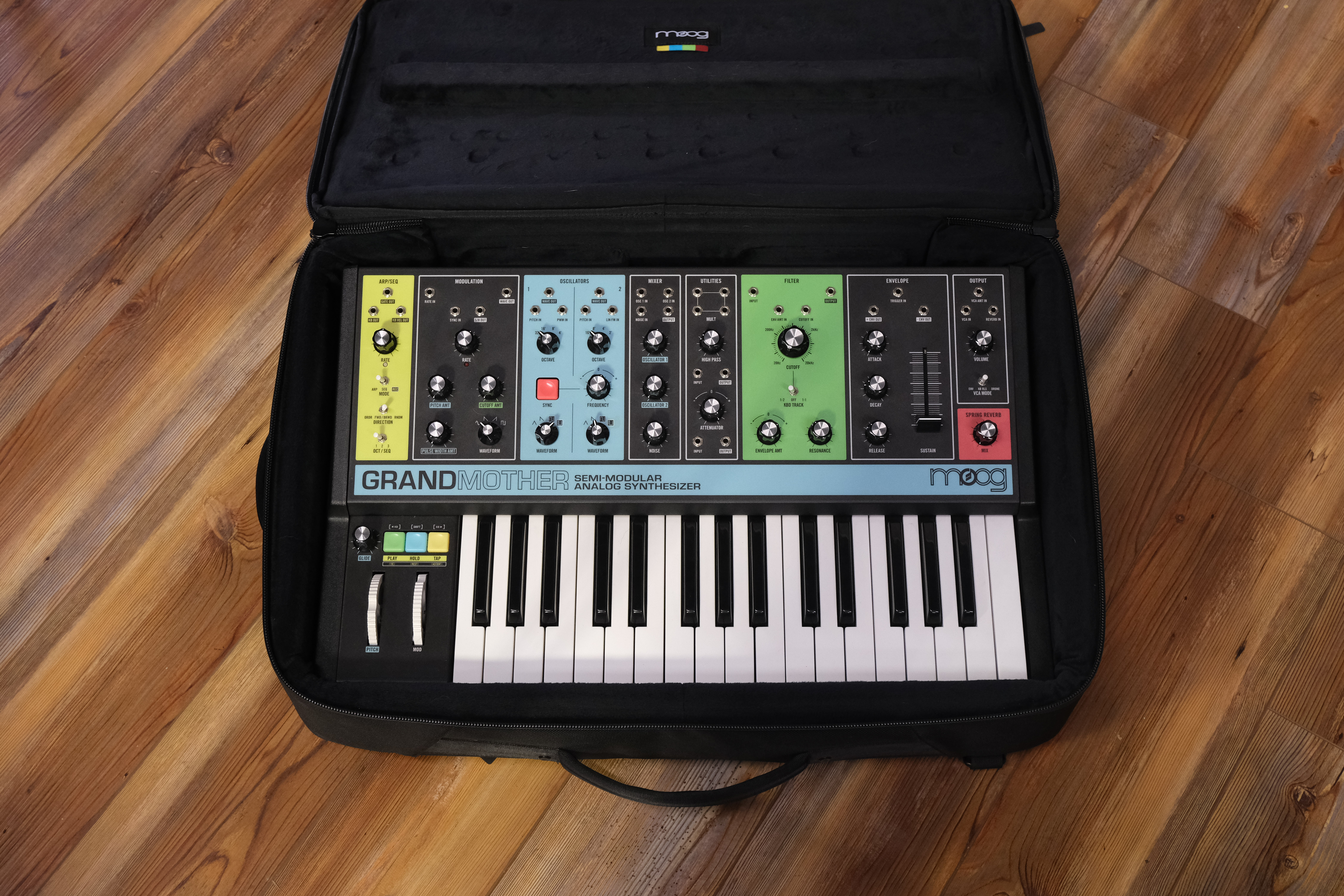 Moog Grandmother with SR-Series Case