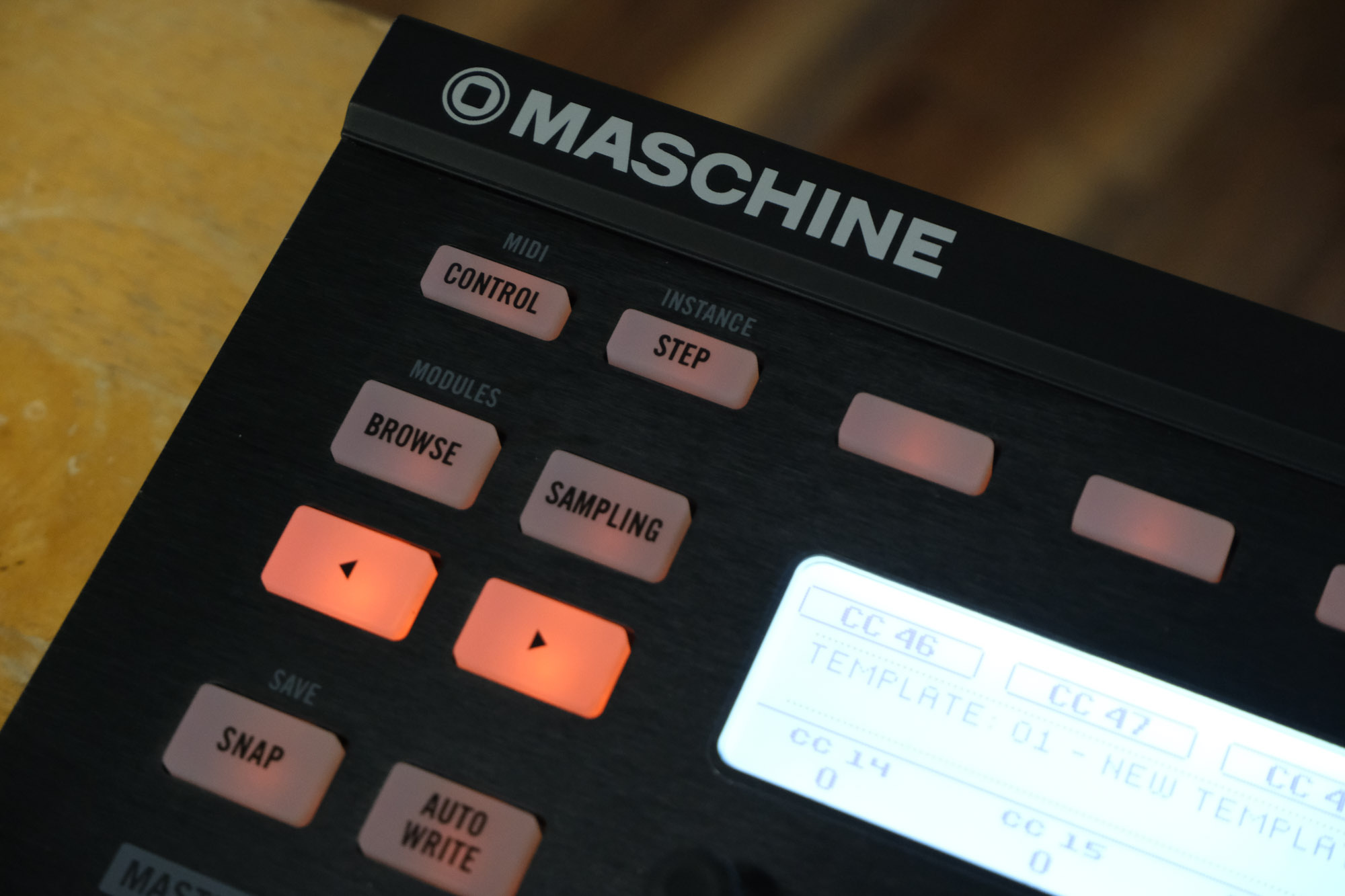 Native Instruments Maschine MKI
