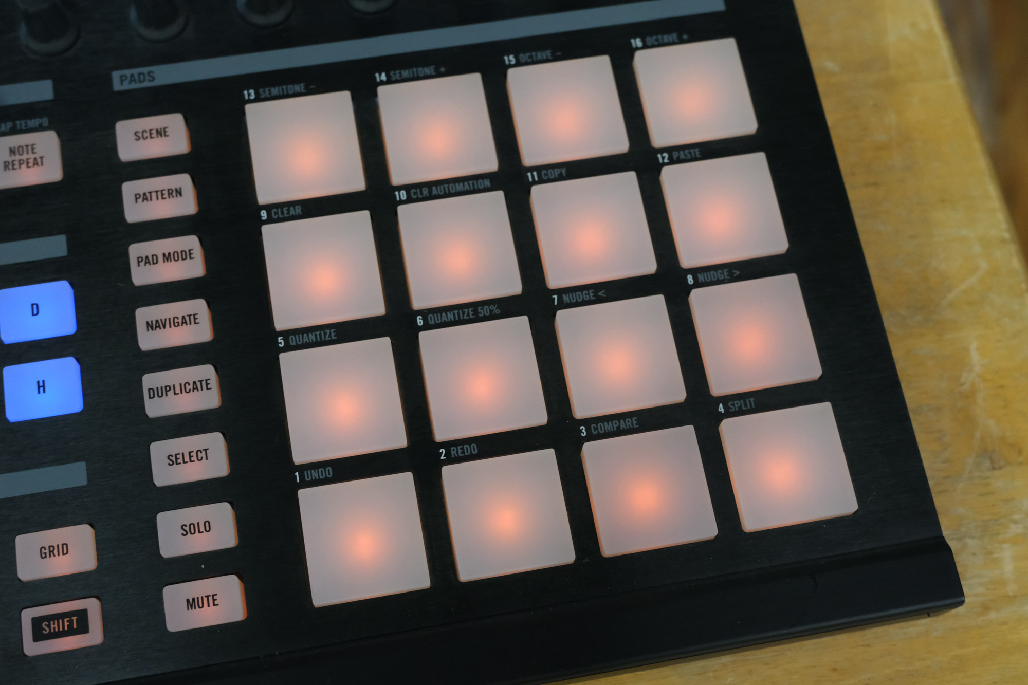 Native Instruments Maschine MKI