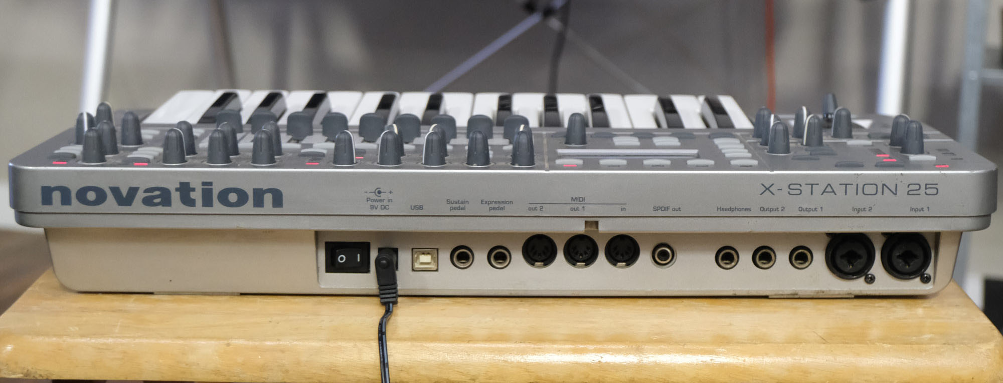 Novation X-Station 25