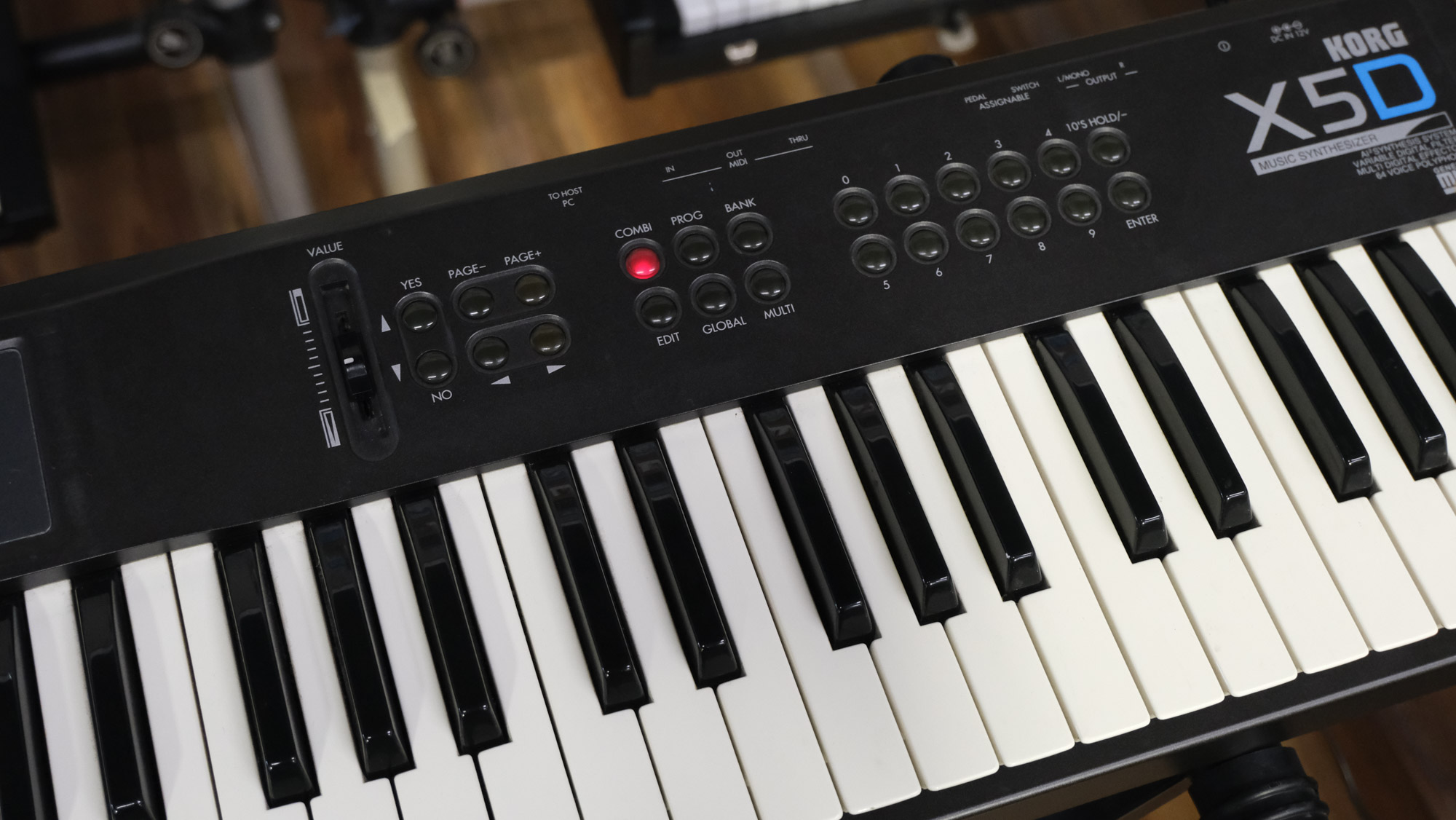 Korg X5D