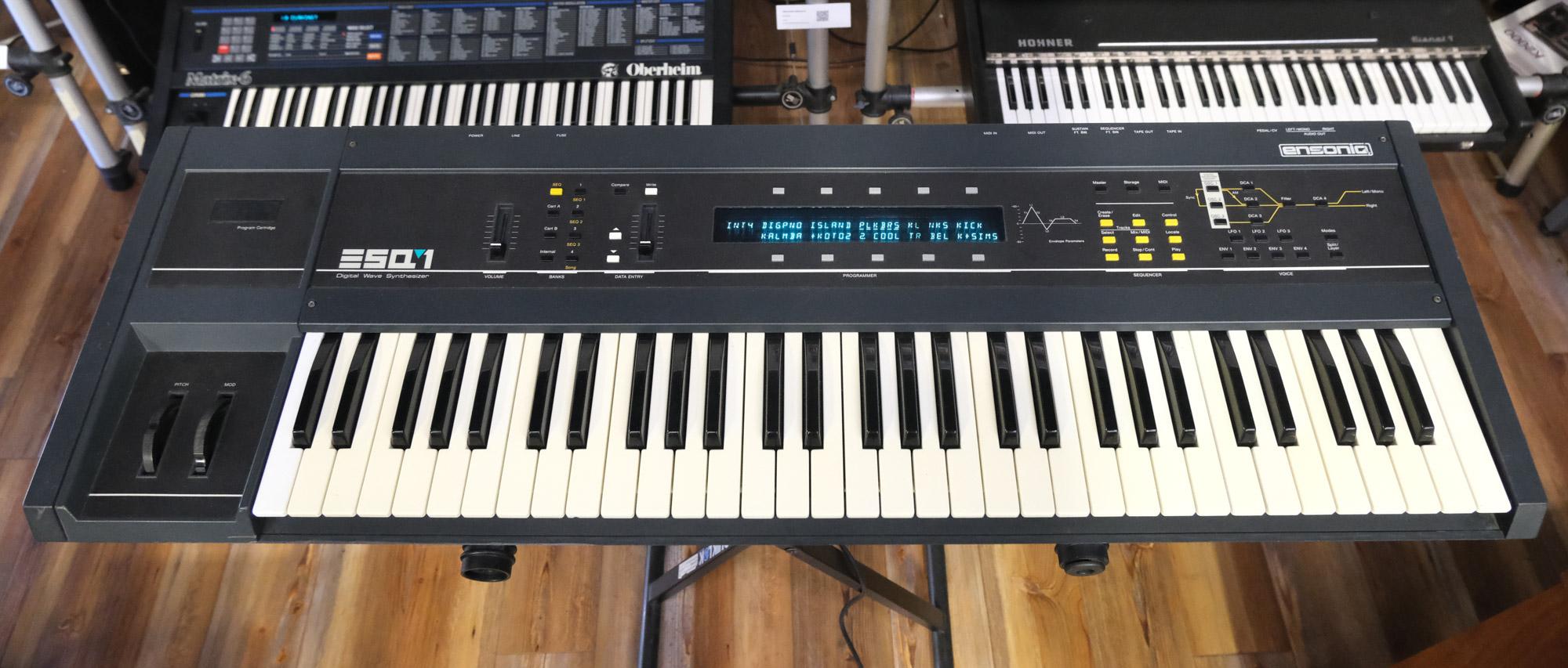 Ensoniq ESQ-1