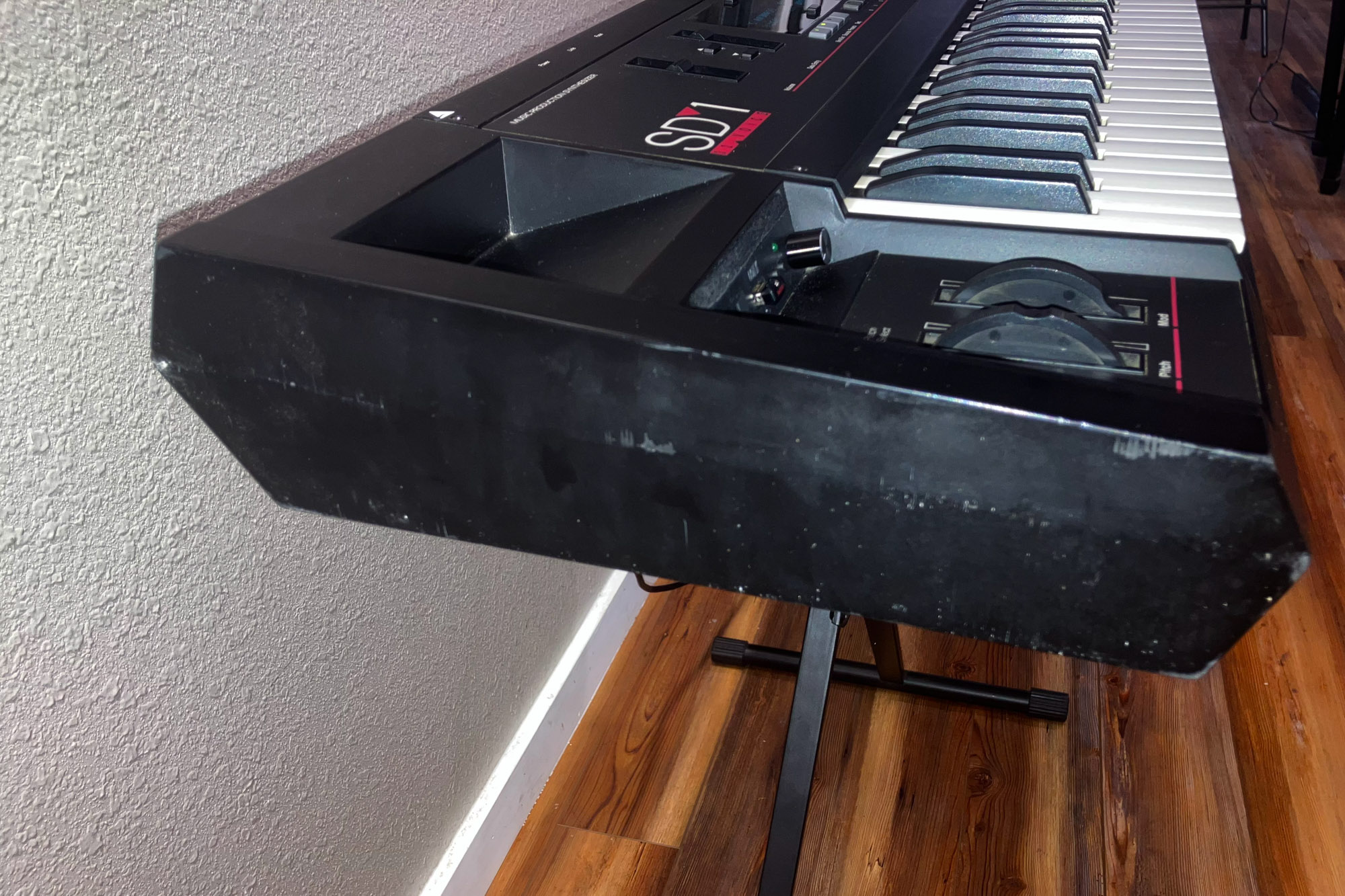 Ensoniq SD-1 with Floppy Emulator