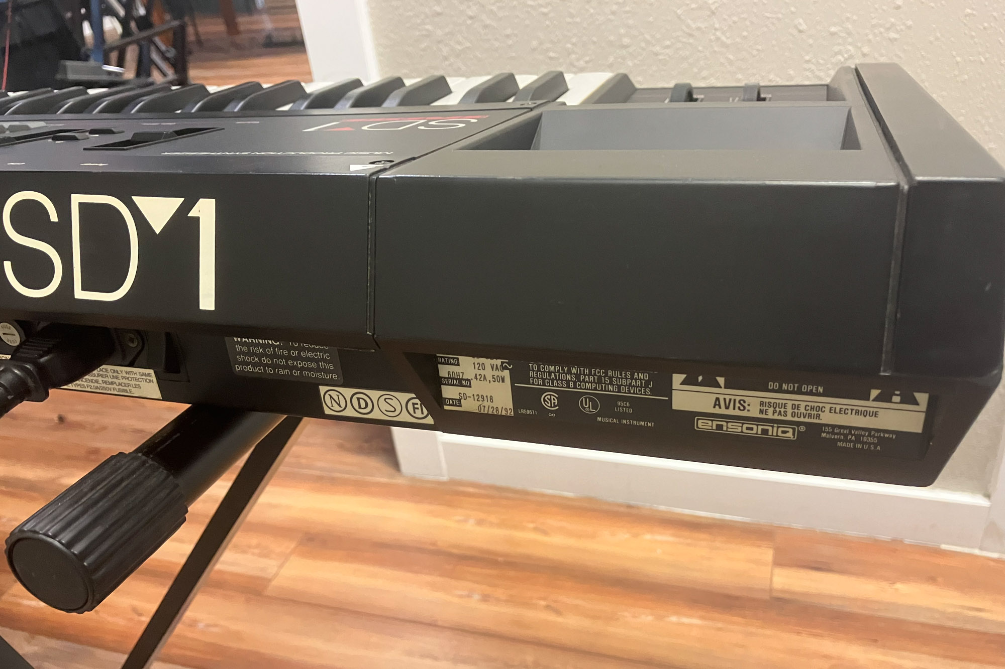 Ensoniq SD-1 with Floppy Emulator