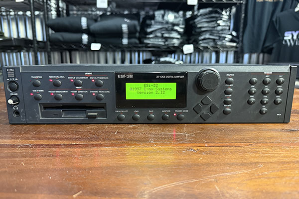 E-Mu ESI32 Sampler