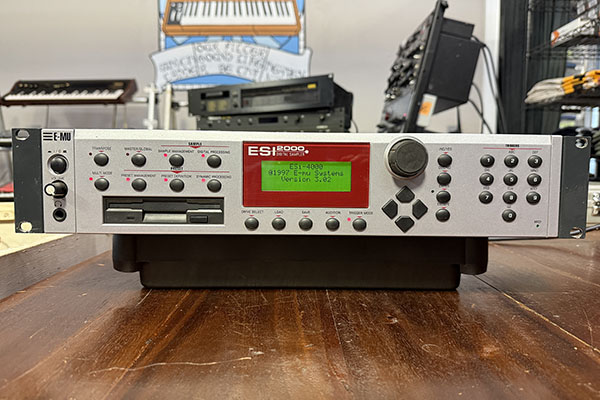 E-MU ESI-2000 Upgraded to ESI4000 OS