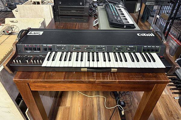 ARP  Omni String Synthesizer