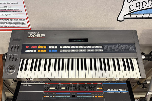 Roland JX-8P 