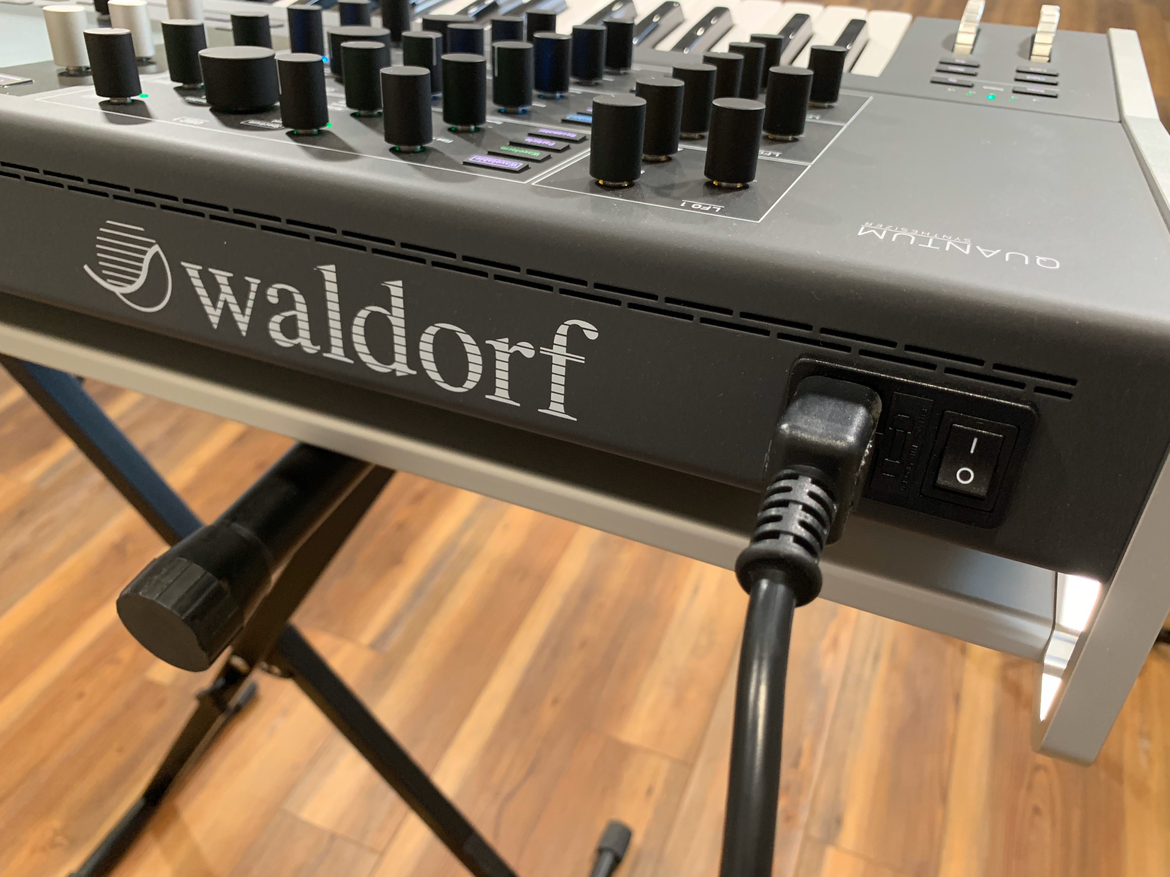 Waldorf Quantum synthesizer