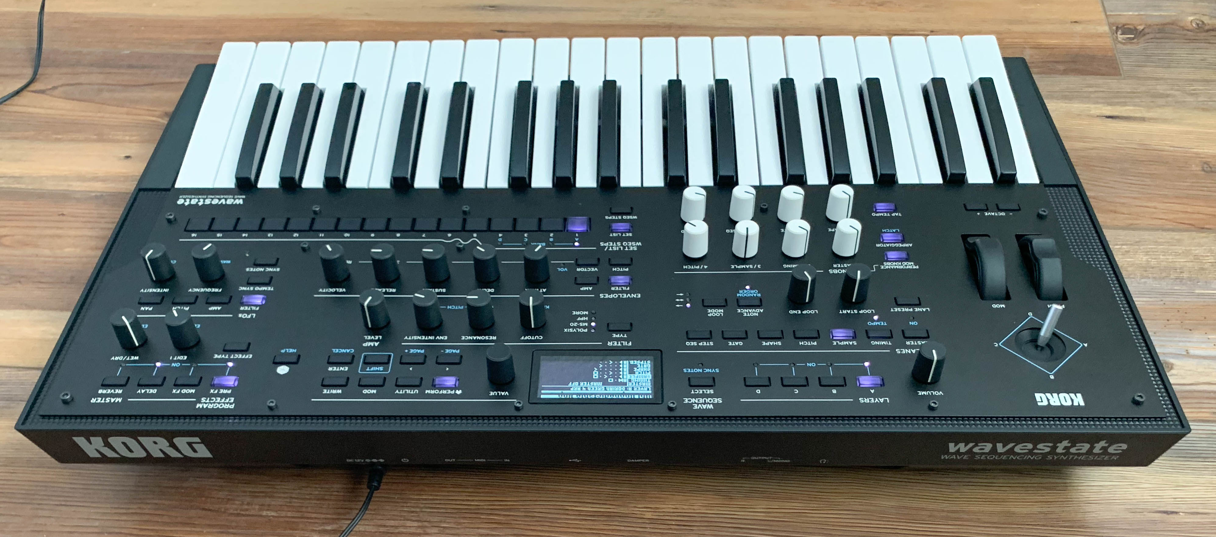 Korg Wavestate synthesizer