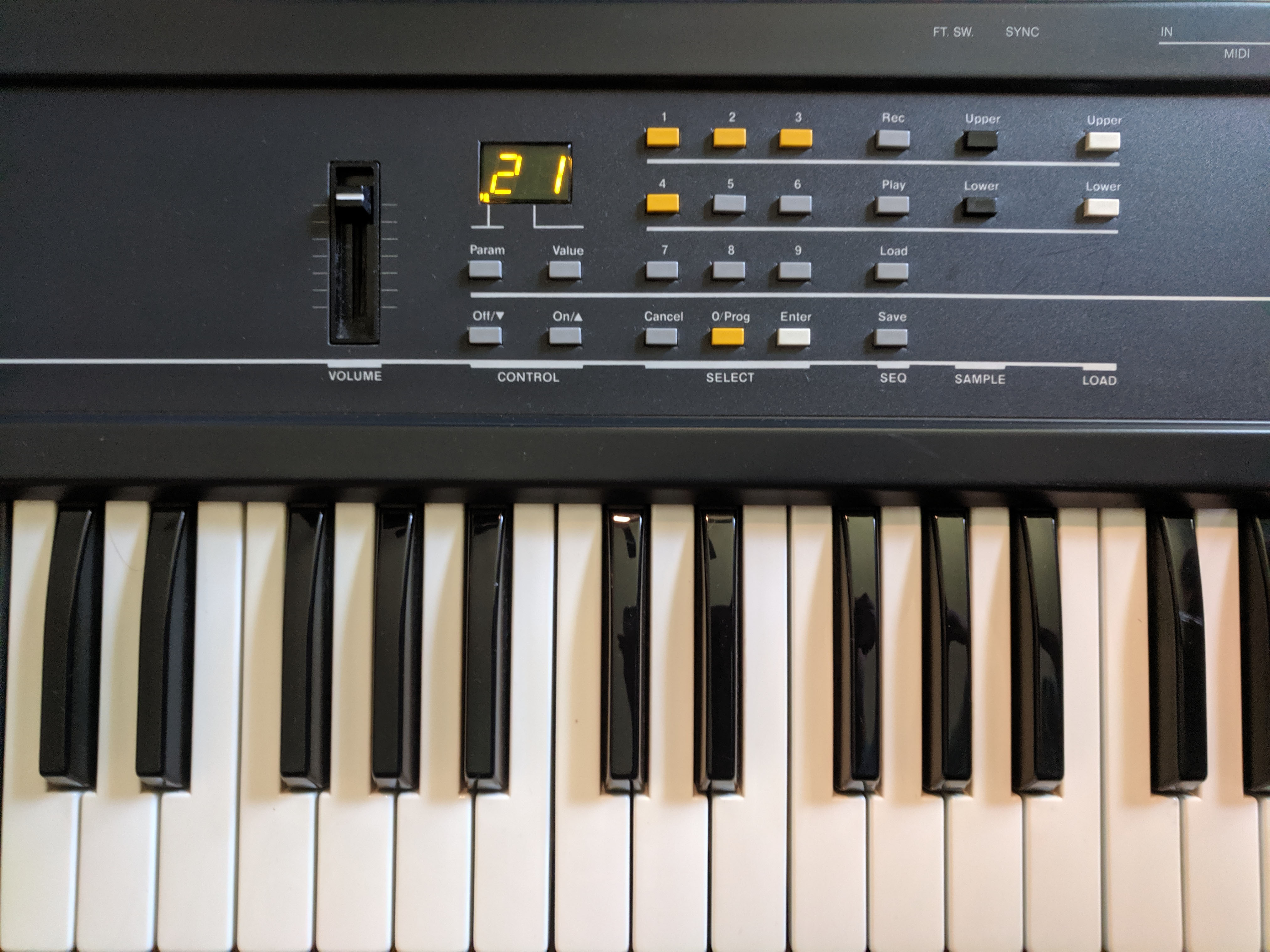 inqページ Ensoniq Mirage | Vintage Synth Explorer