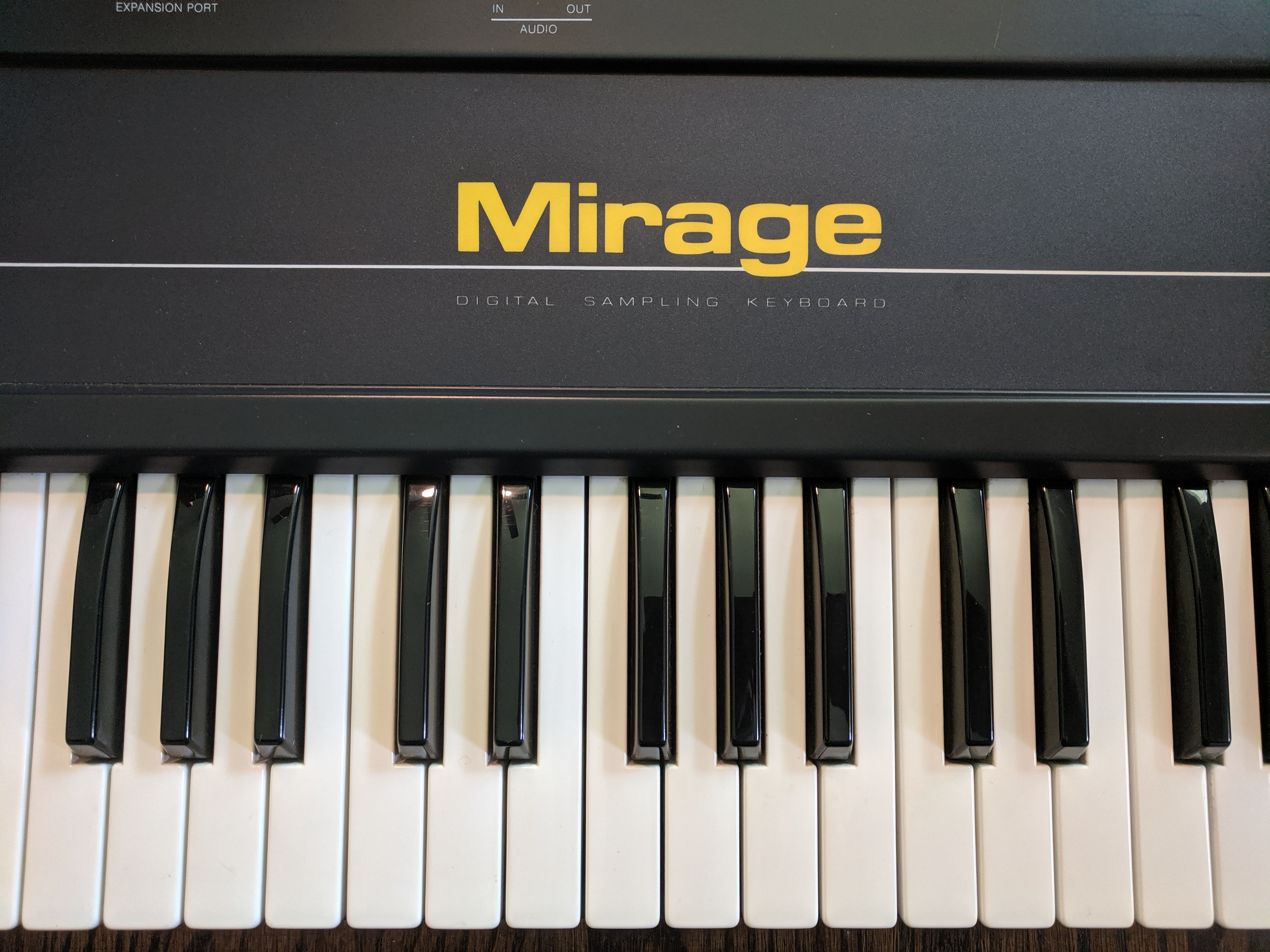 inqページ Ensoniq Mirage DSK-8 (Gray) photo gallery - Syntaur