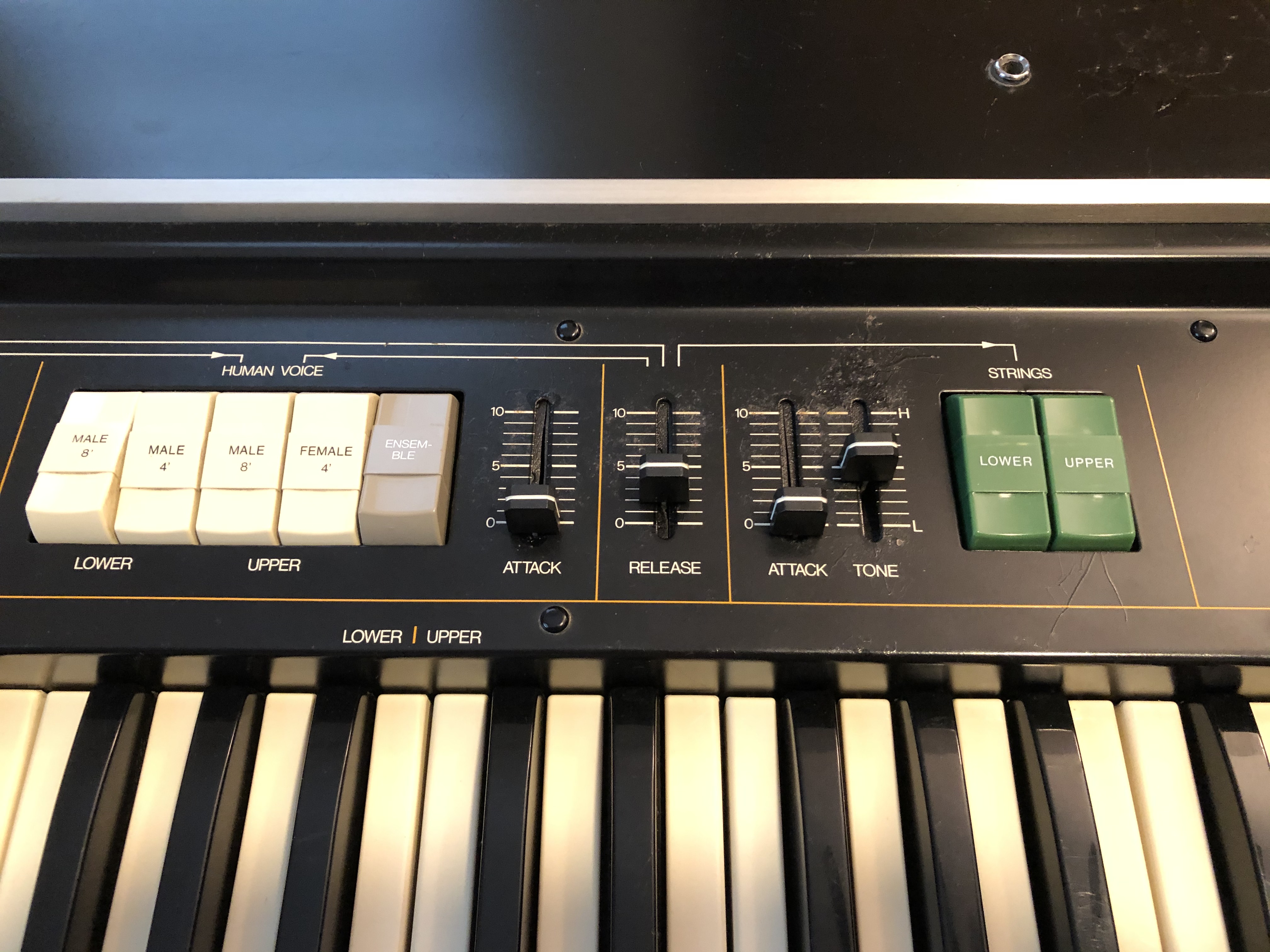 Roland VP-330 (early model) photo gallery - Syntaur
