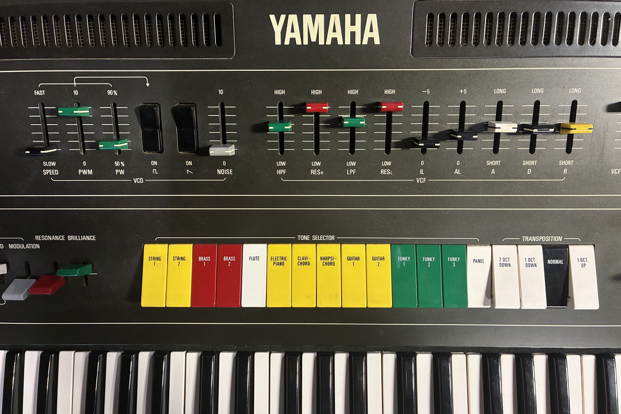 Yamaha CS-50 — view 6
