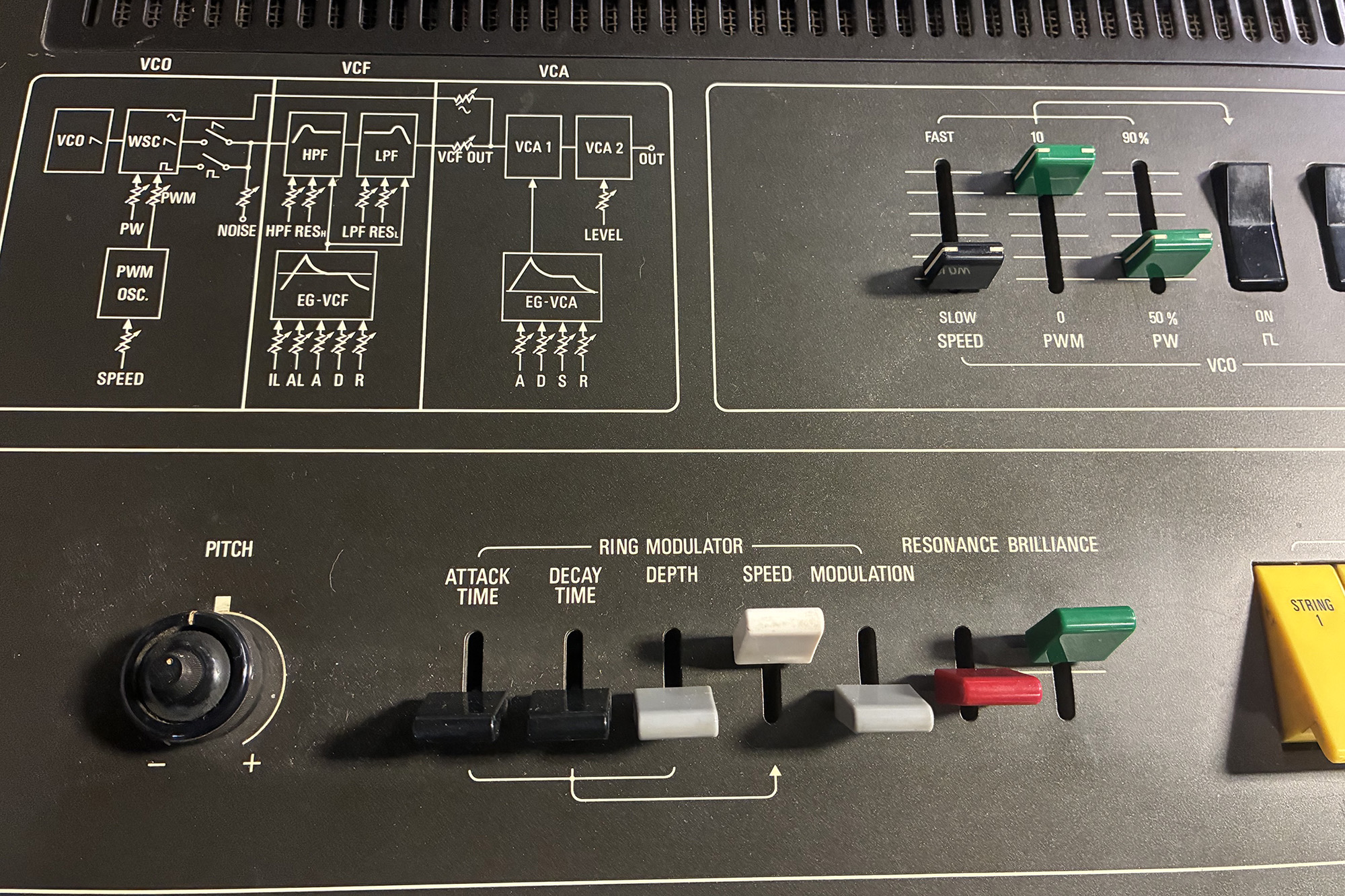 Yamaha CS-50 — view 8