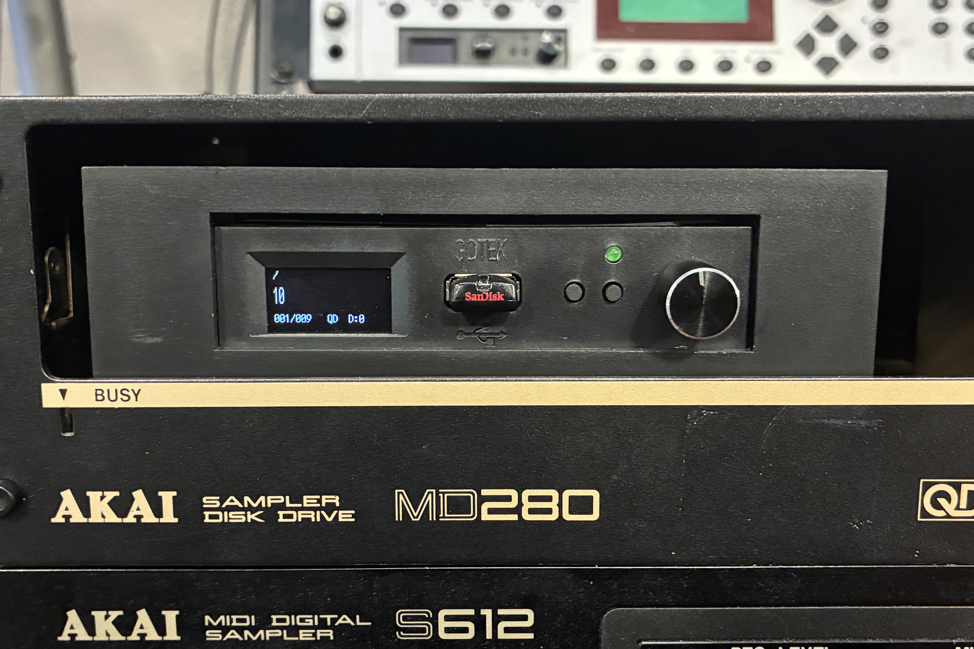 Akai S612 with MD280 and GoTek drive — view 3