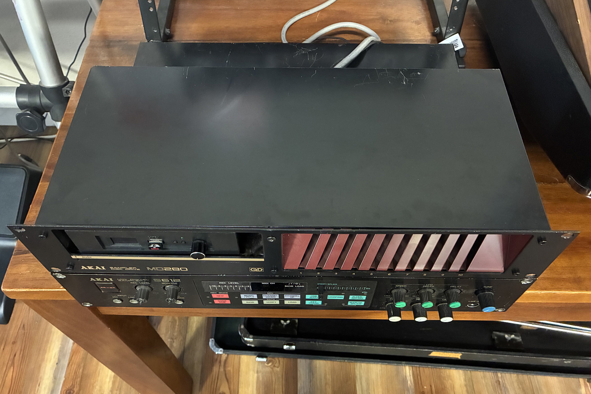 Akai S612 with MD280 and GoTek drive — view 6