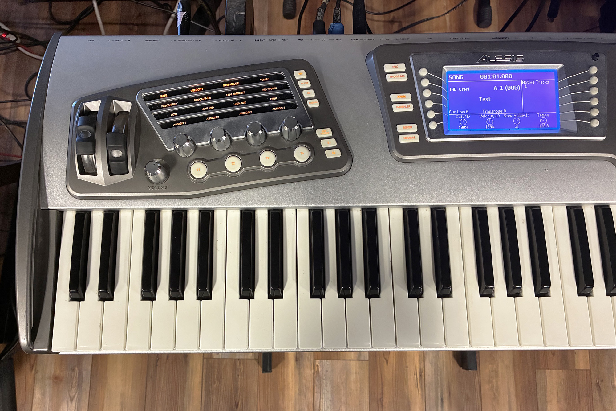 Alesis Fusion 6HD — view 3