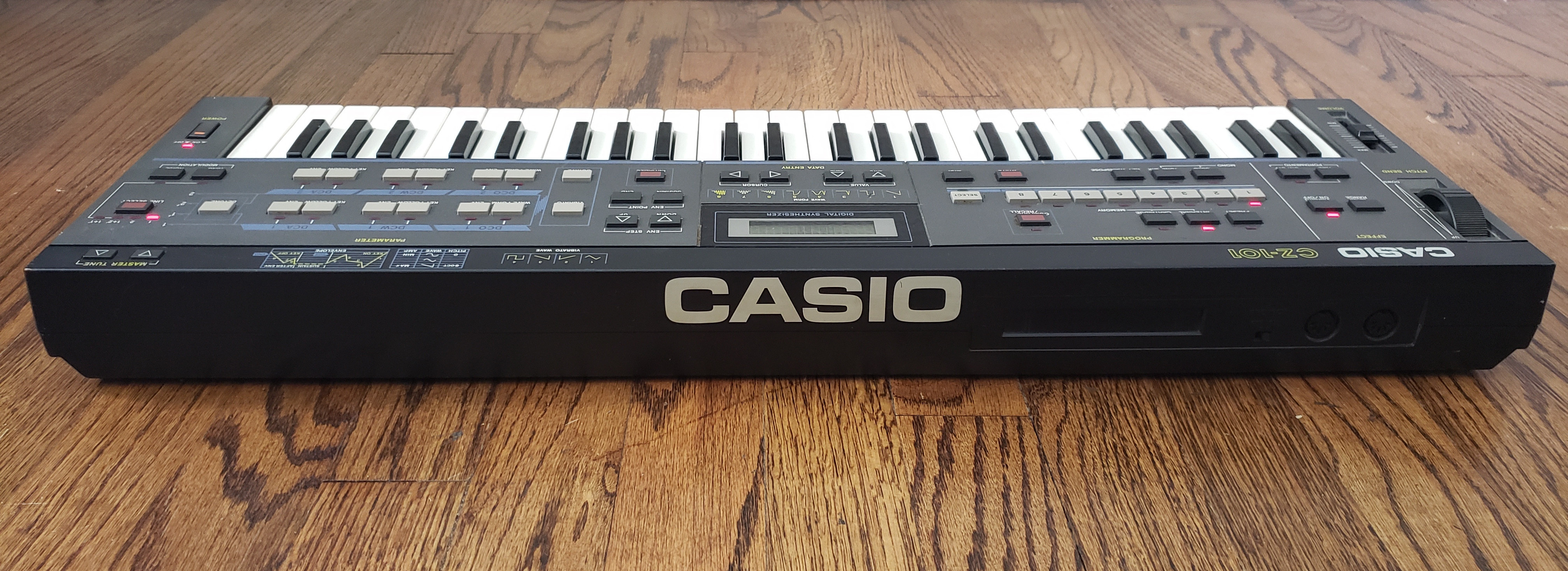 Casio CZ-101 — view 4