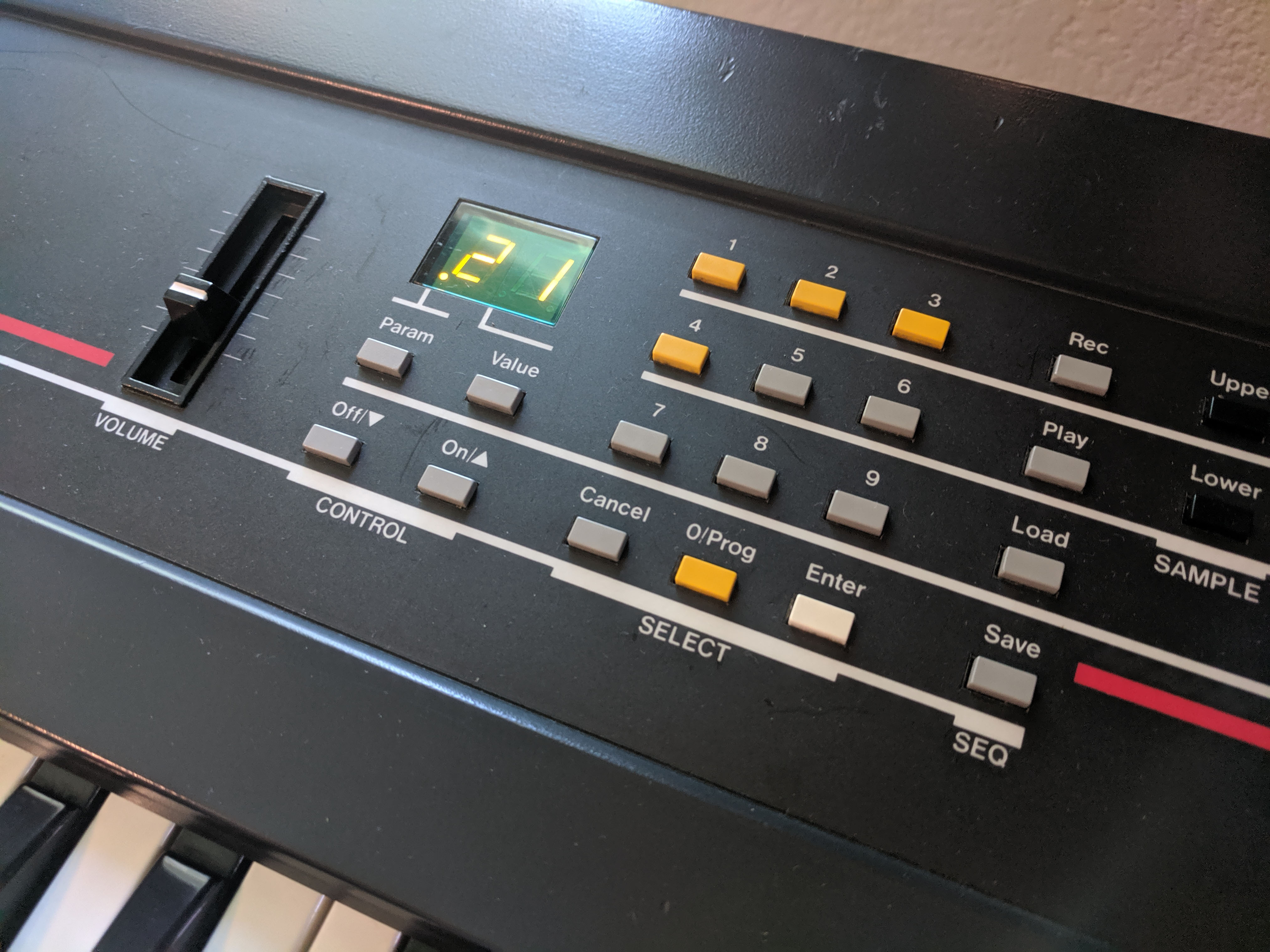 Ensoniq Mirage DSK-1 — view 10