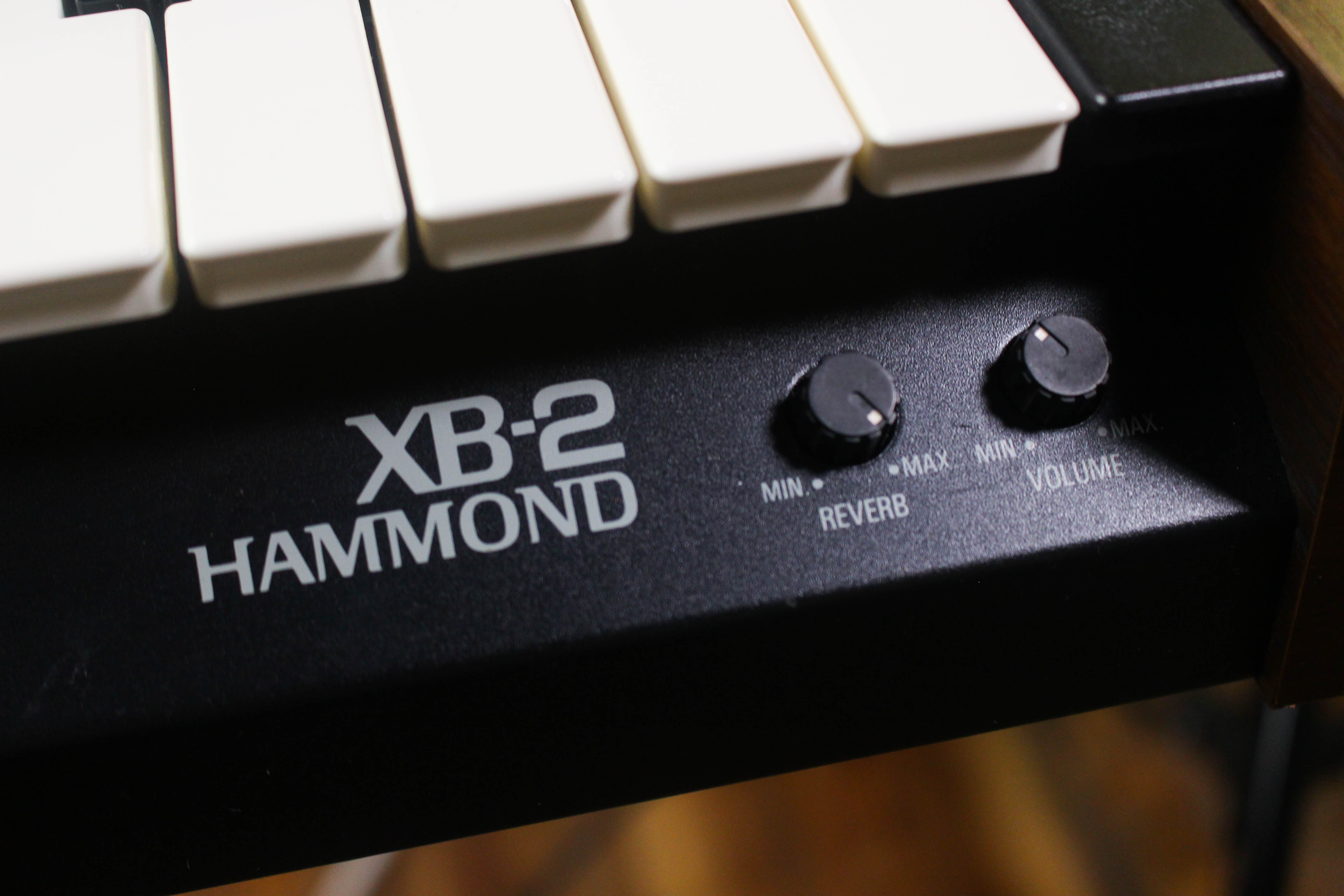 Hammond XB-2 — view 4