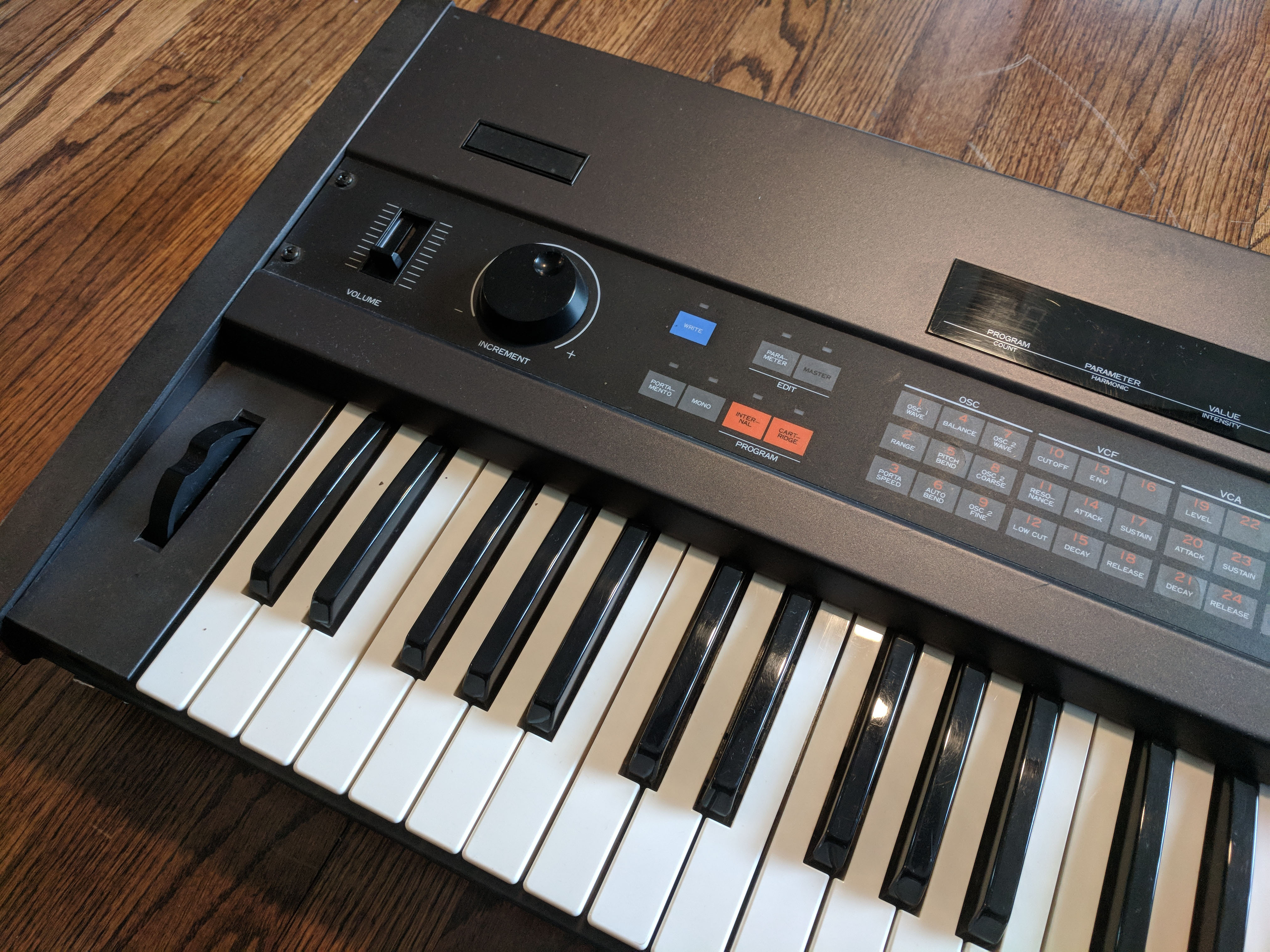 Kawai K3 — view 4