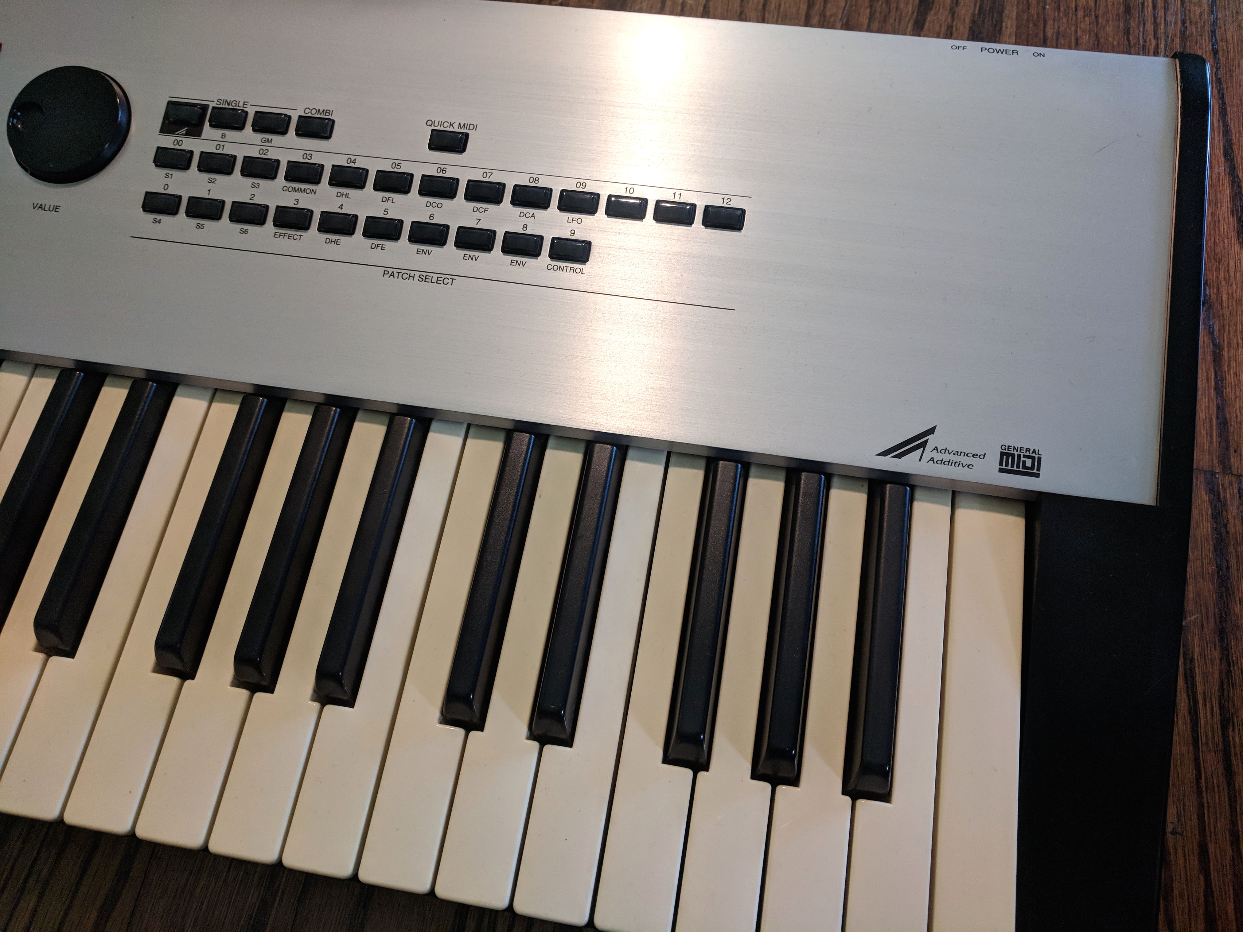 Kawai K5000 — view 3