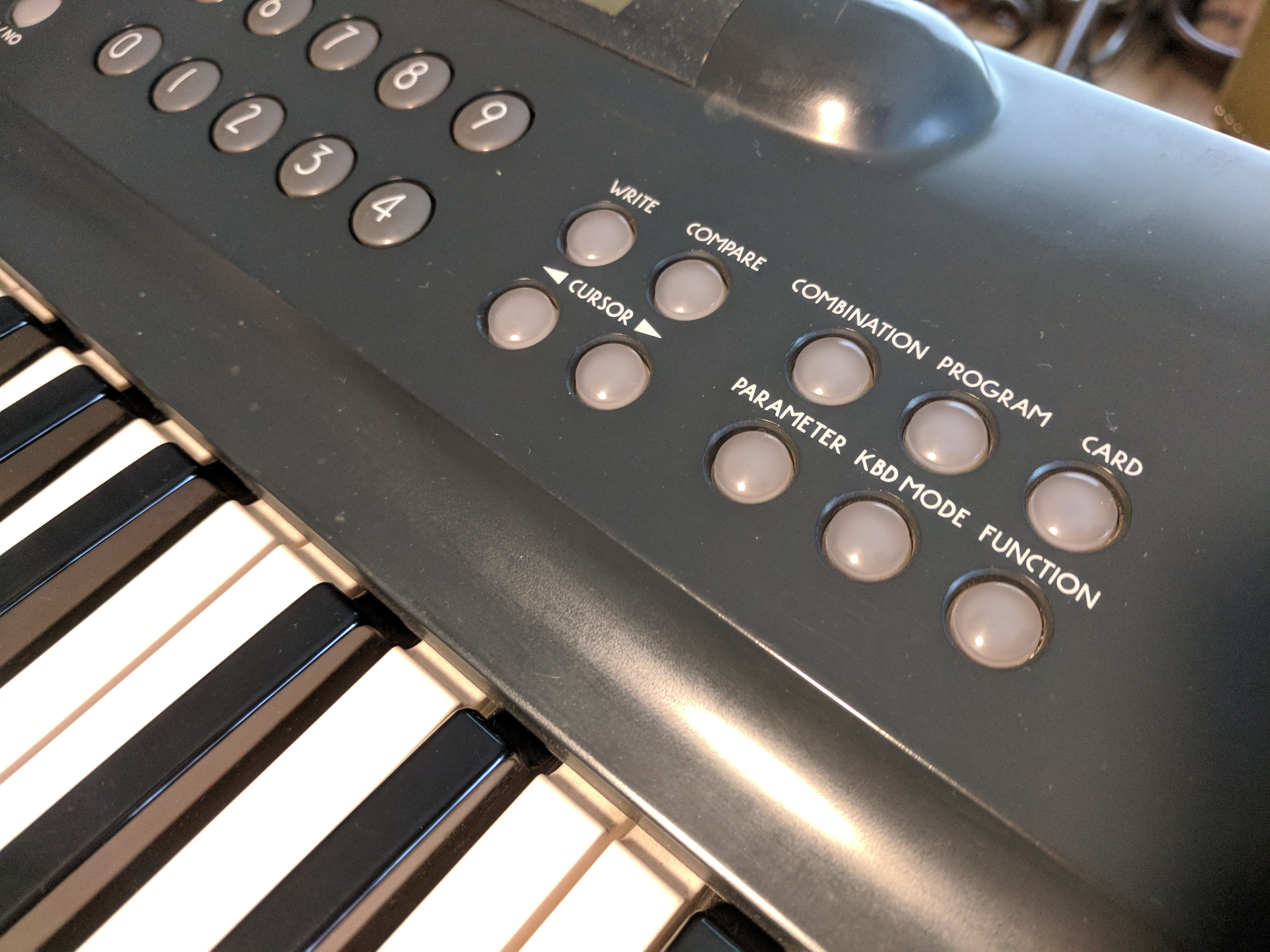 Korg 707 — view 7