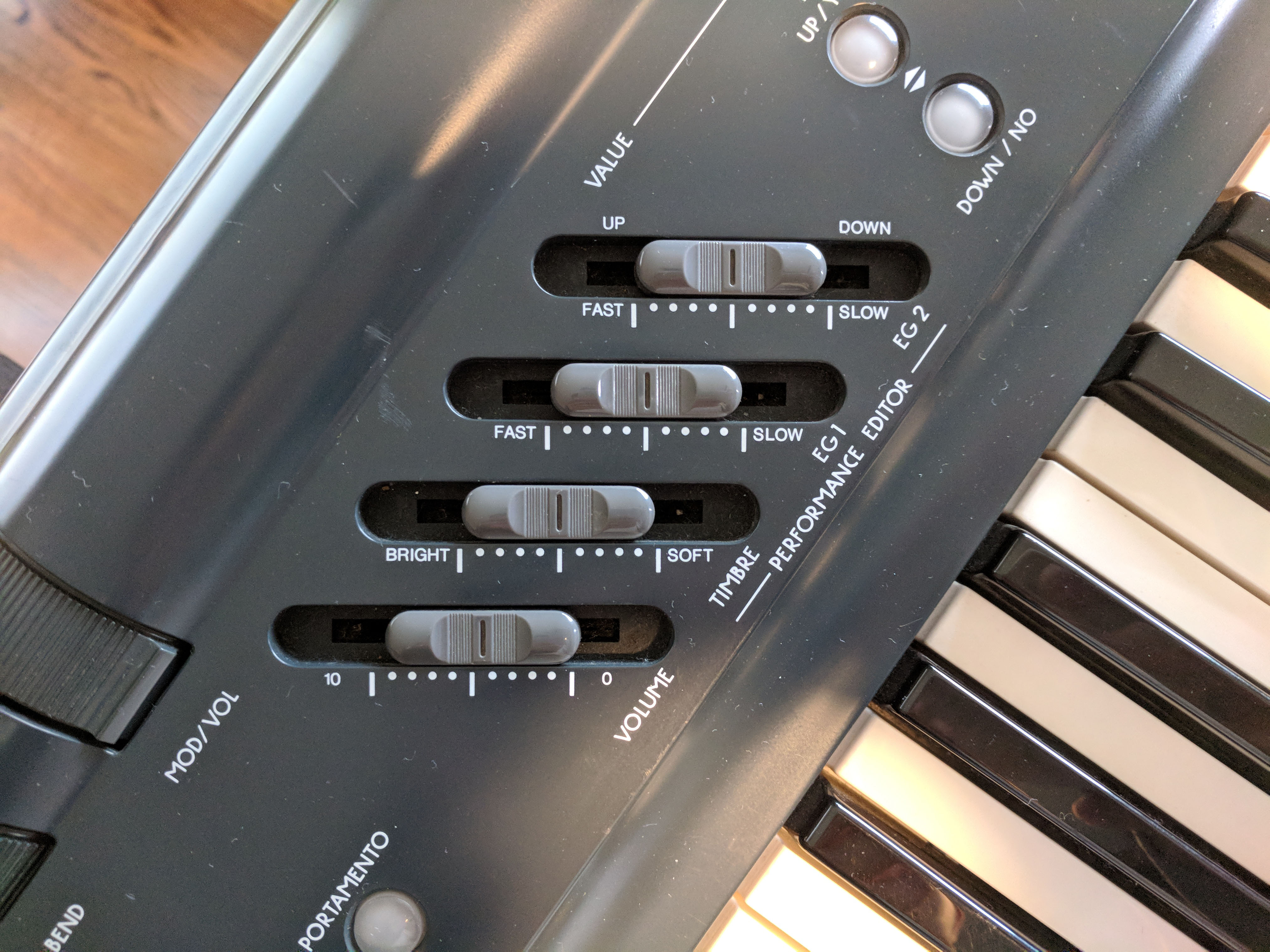 Korg 707 — view 8