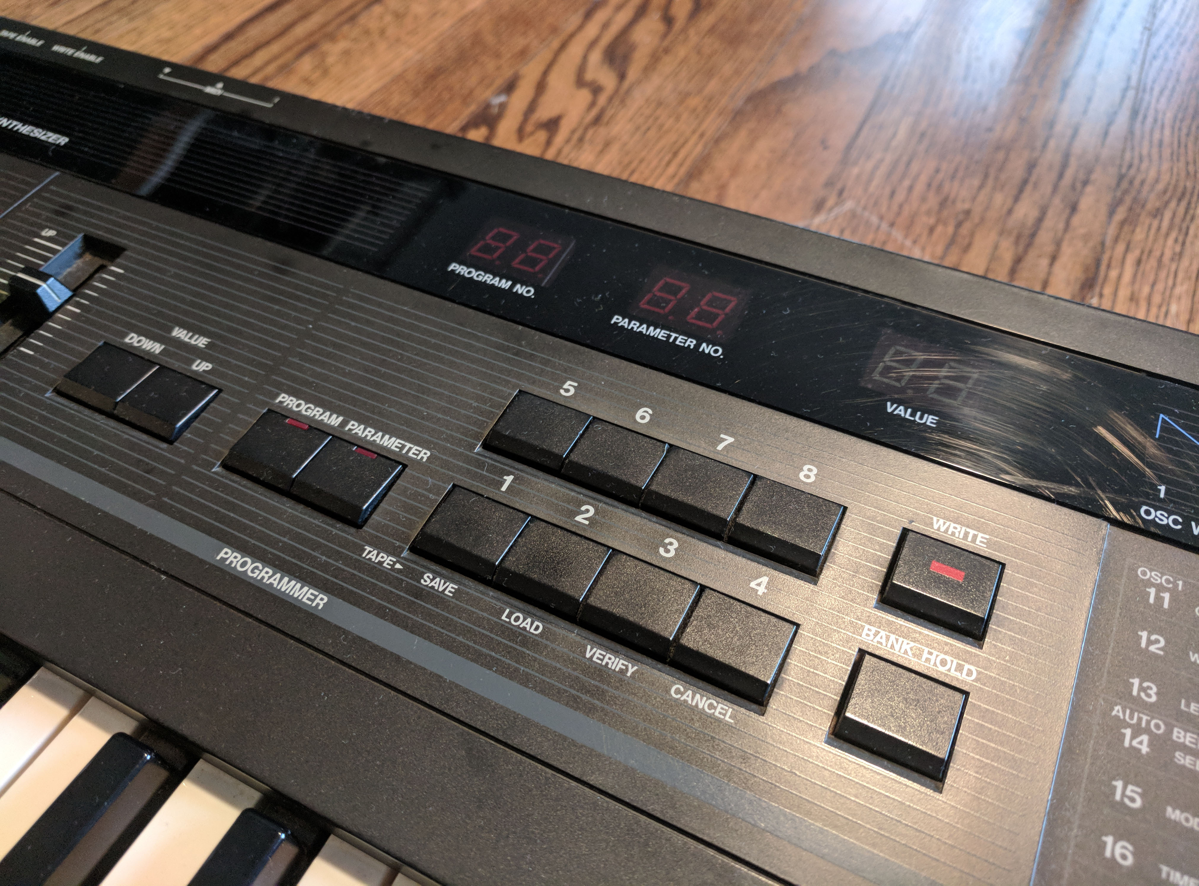Korg DW-8000 — view 2