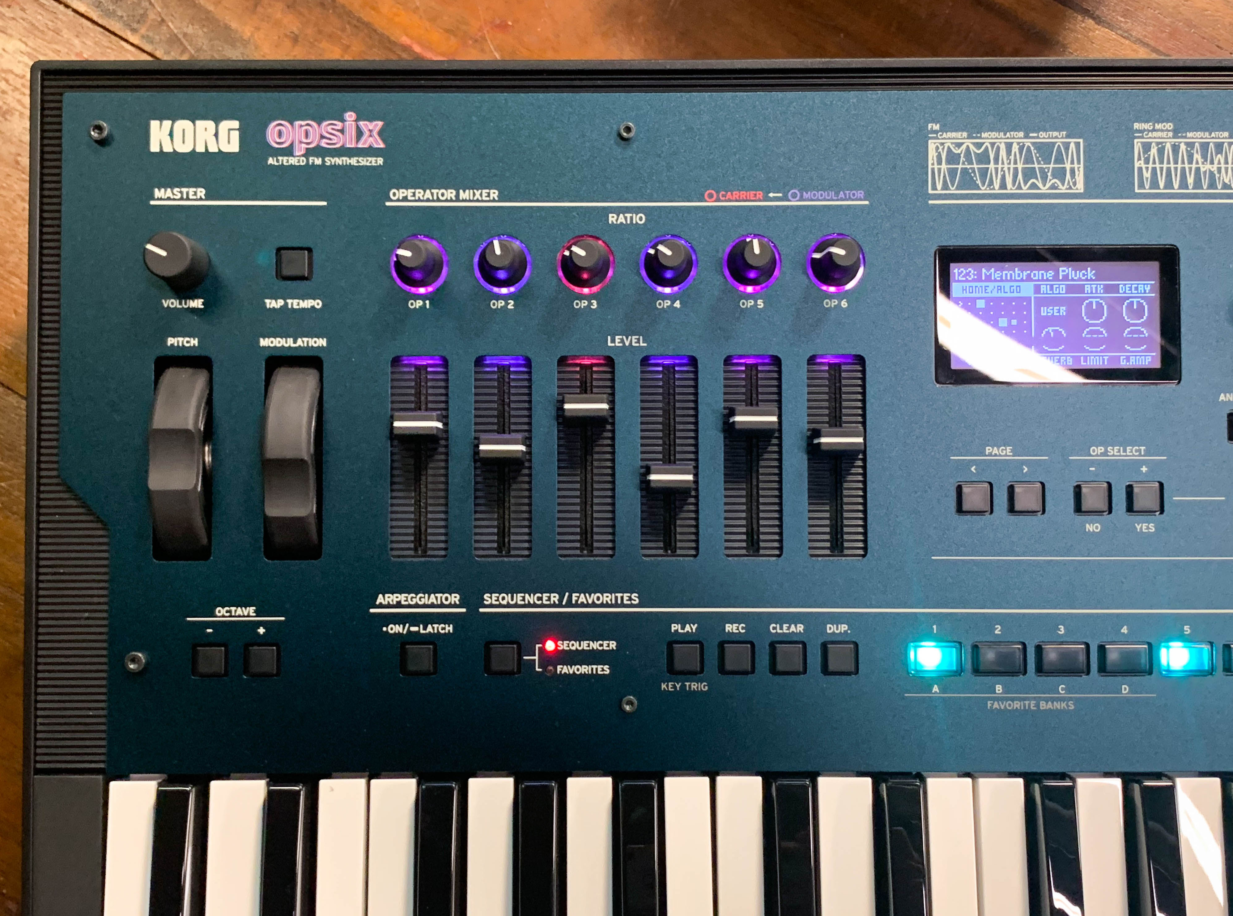 Korg OpSix — view 3