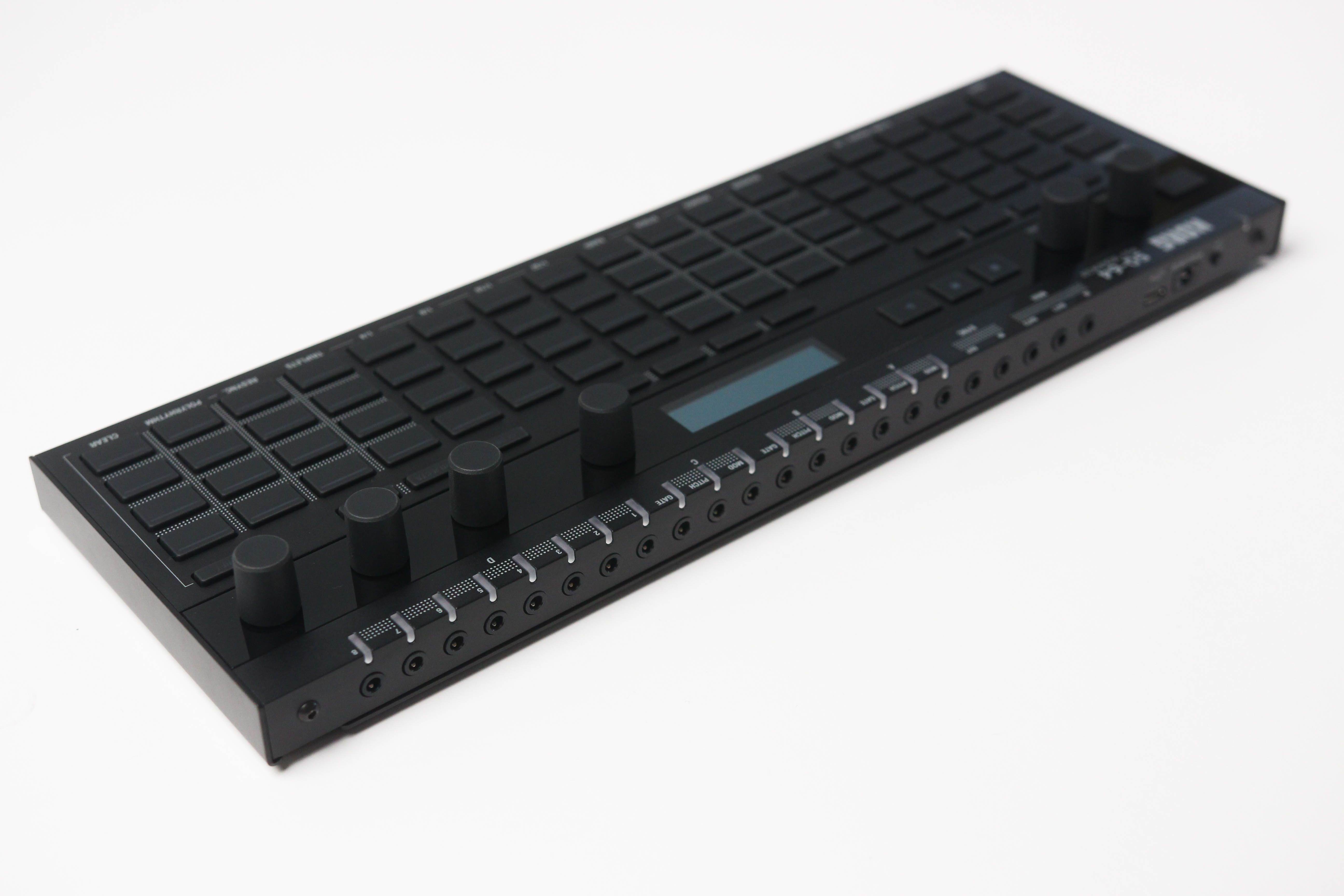 Korg SQ-64 — view 4