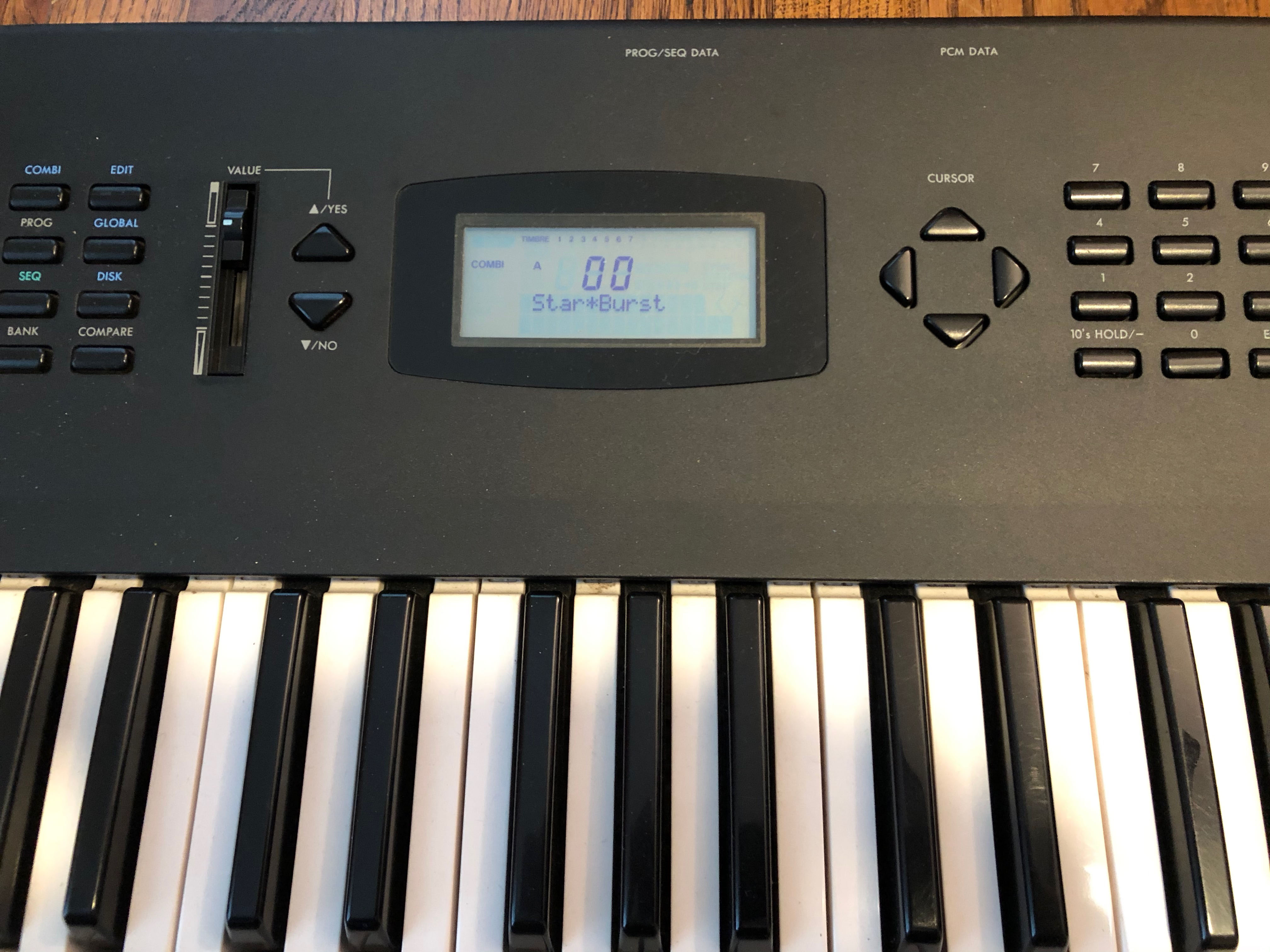 Korg X3 — view 4