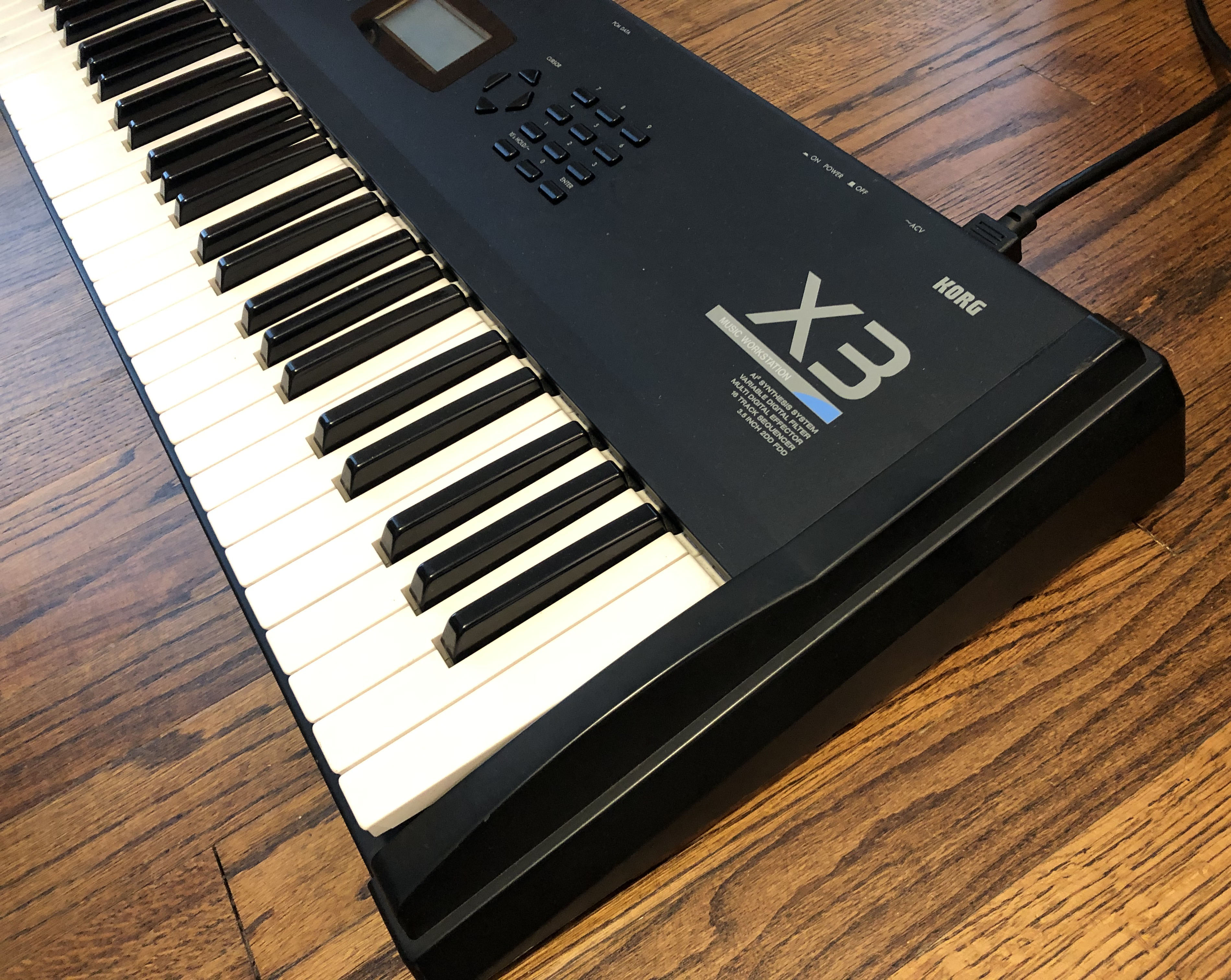 Korg X3 — view 6