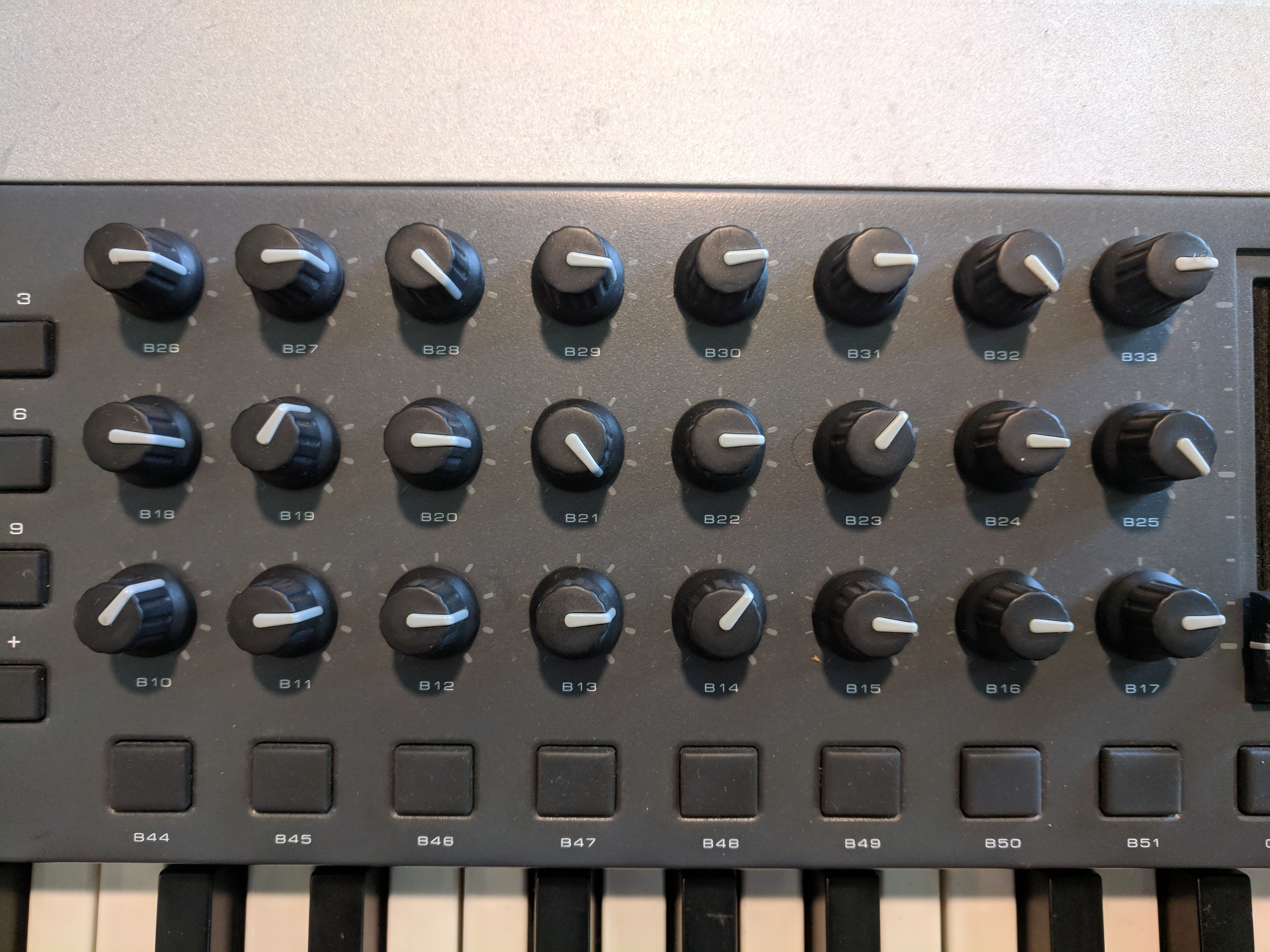 M-Audio KeyStation Pro 88 — view 4