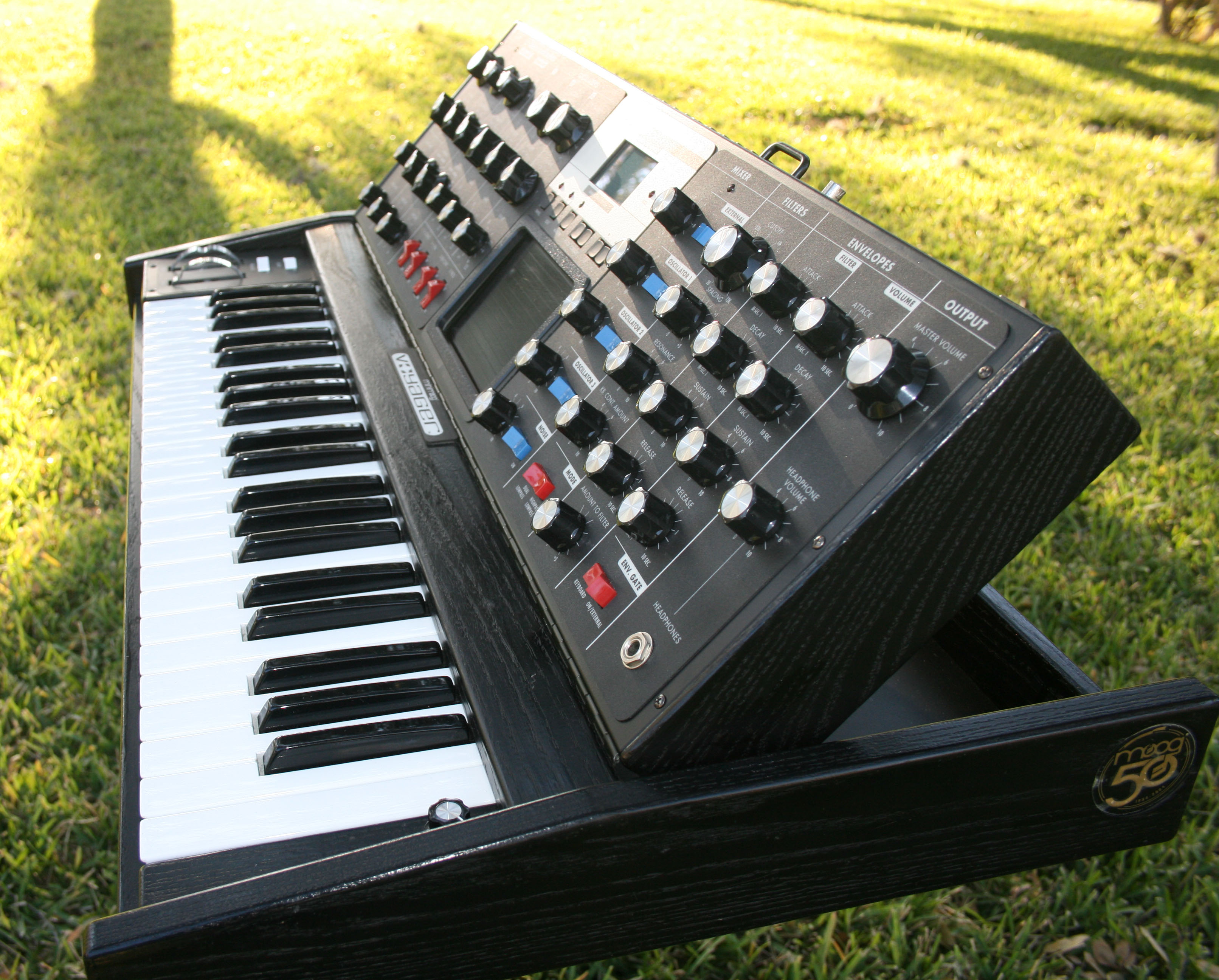 Moog Minimoog Voyager — view 6