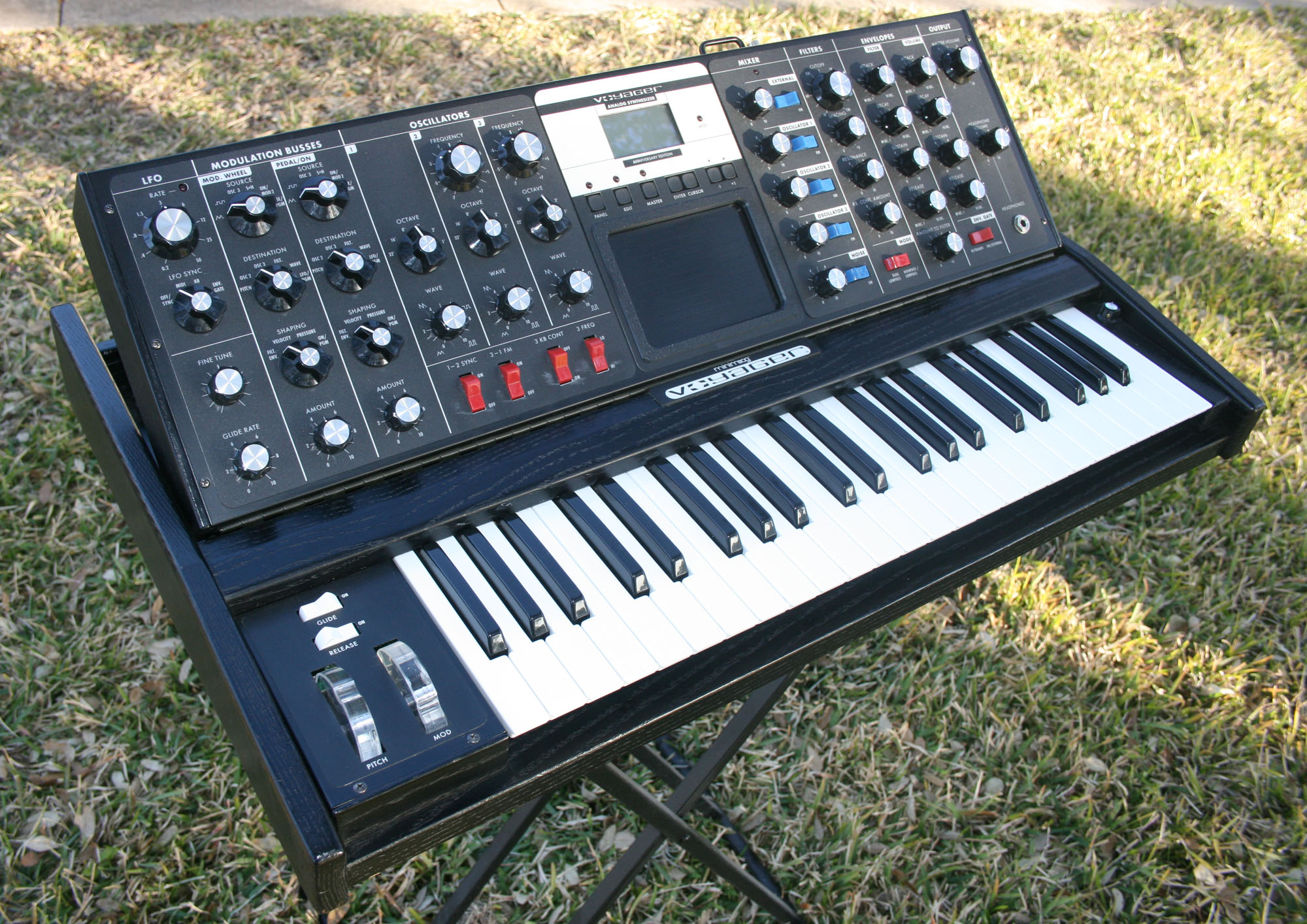 Moog Minimoog Voyager — view 8